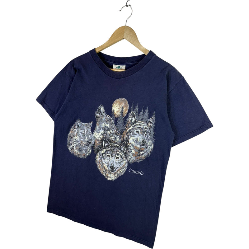 Vintage Canada Wolves Graphic T-Shirt