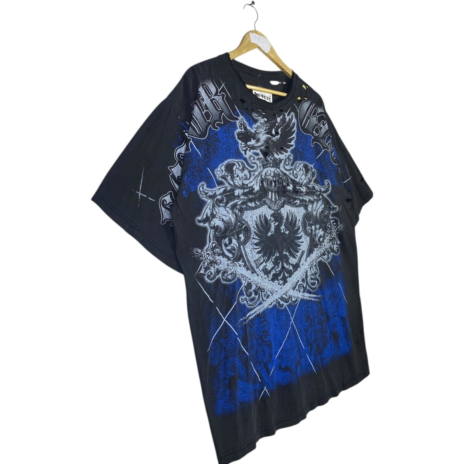 Vintage Distressed Gothic Crest Graphic T-Shirt