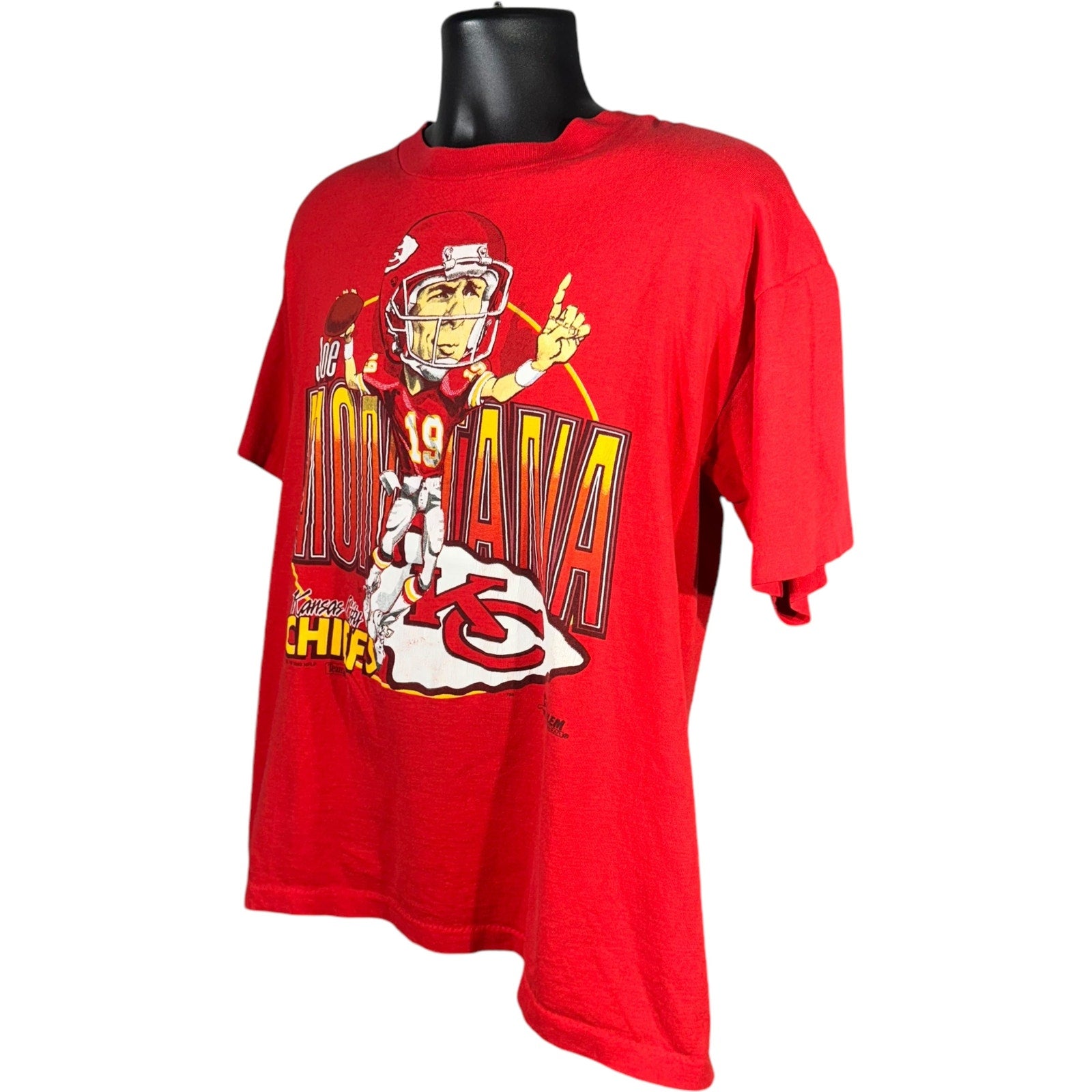 Vintage Kansas City Chiefs Joe Montana #19 Cartoon NFL Tee