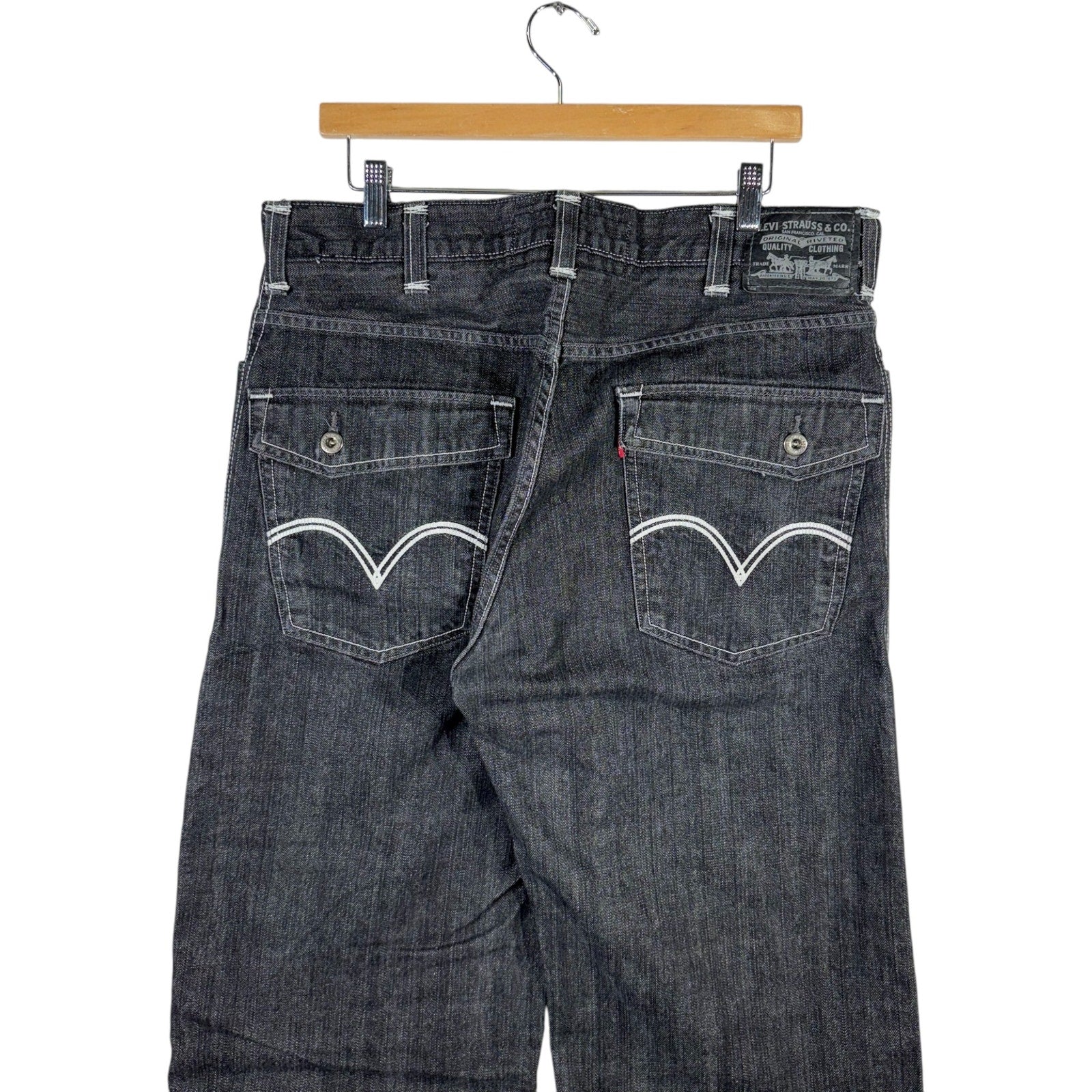 Vintage Levi's 569 Loose Straight Jeans 37x28