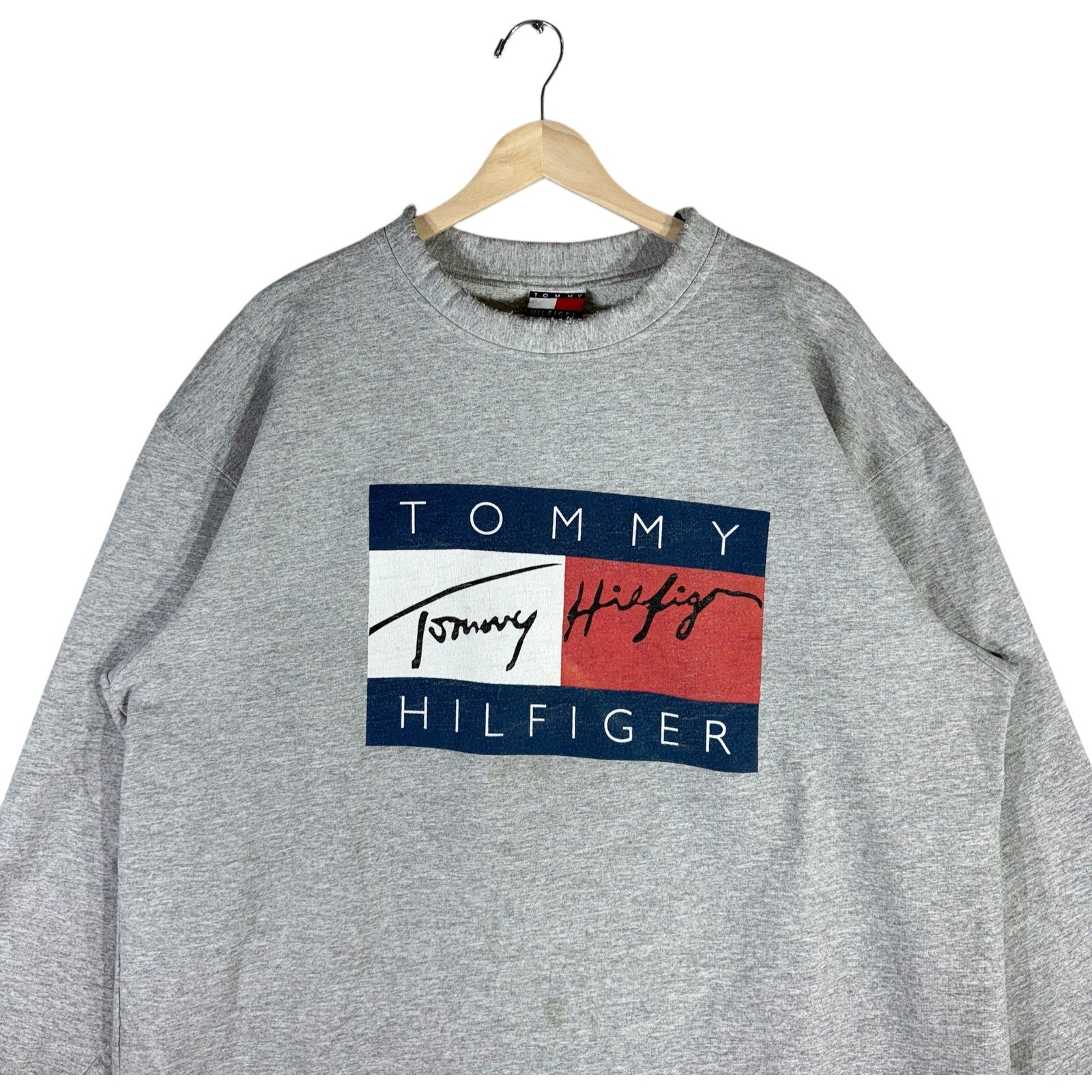 Vintage Tommy Hilfiger Large Flag Logo Pullover Crewneck