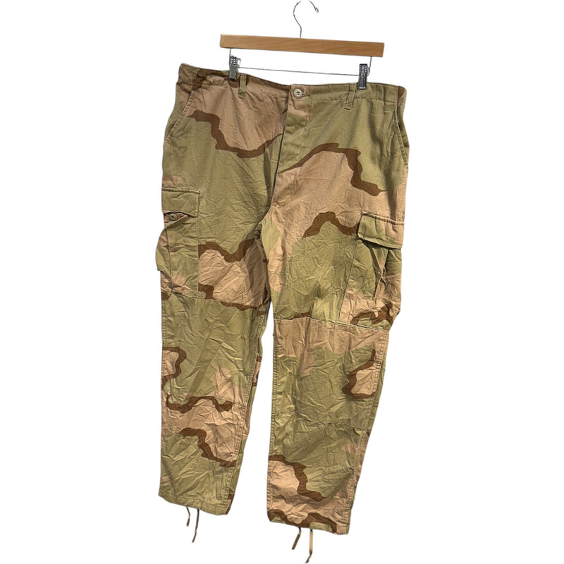 Vintage Sand Camo Cargo Pants 39x29
