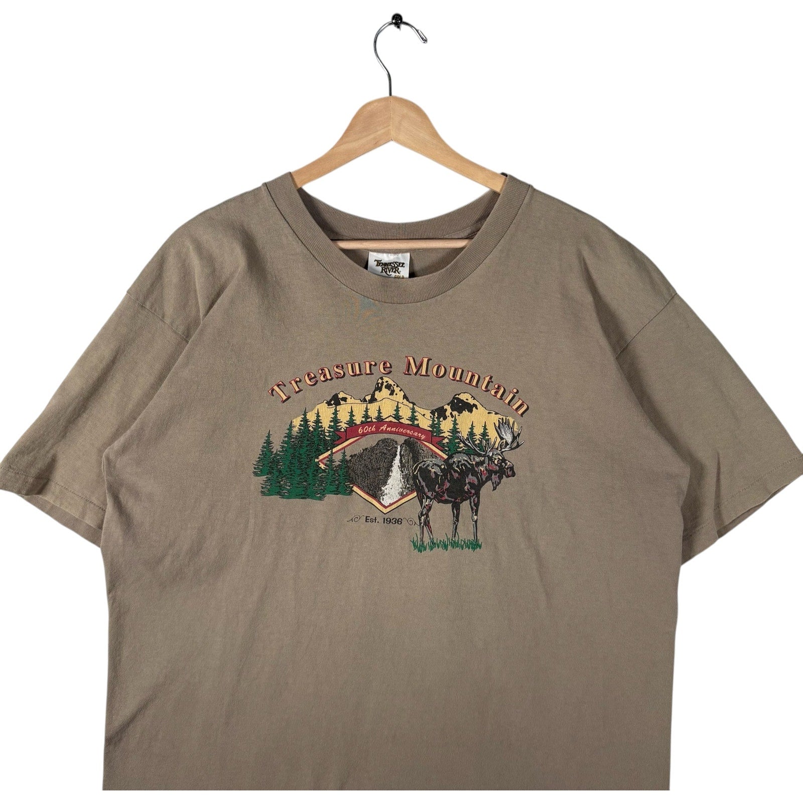 Vintage Treasure Mountain Nature Tee