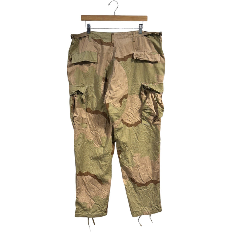 Vintage Sand Camo Cargo Pants 39x29