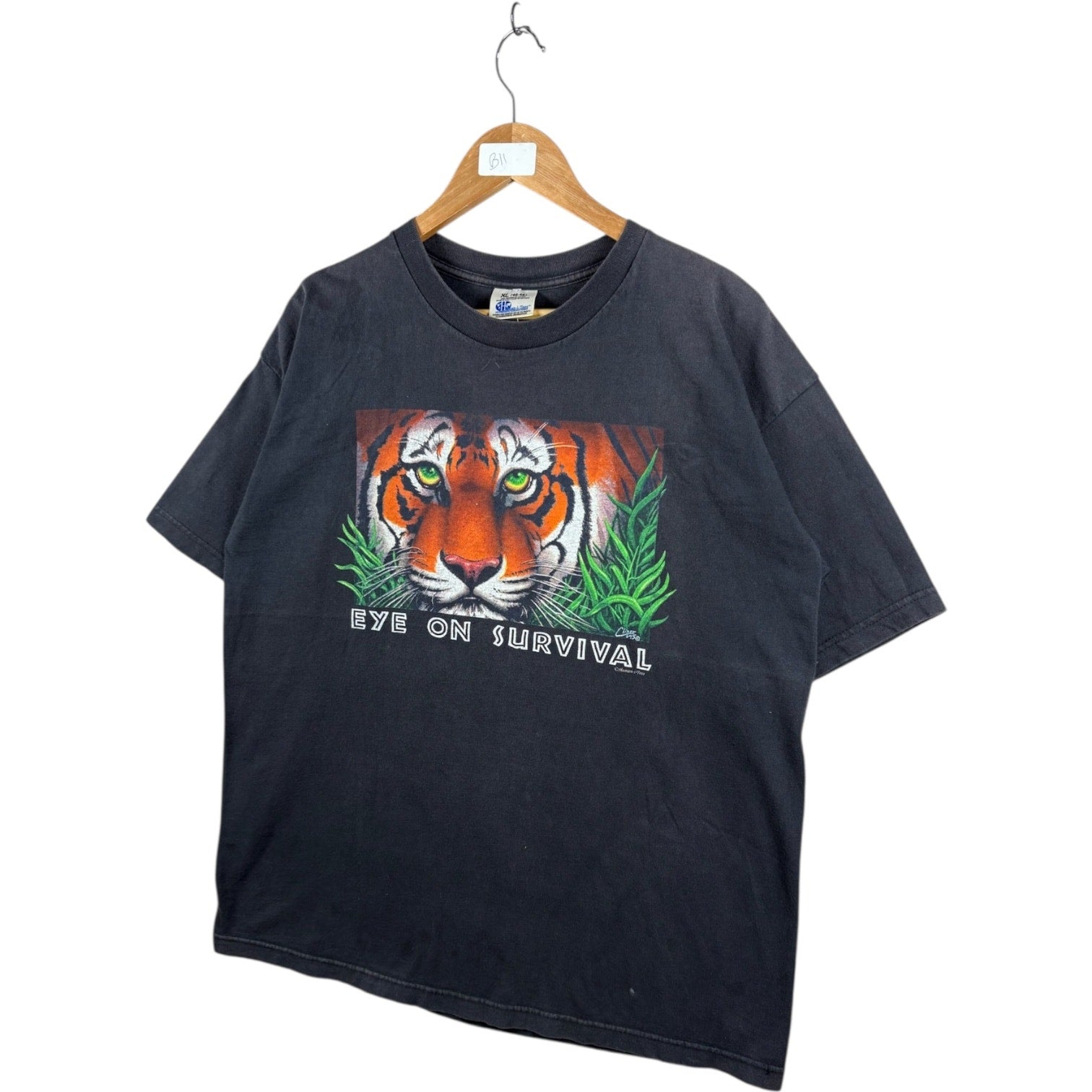 Vintage Eye On Survival Tiger Graphic Print T-Shirt