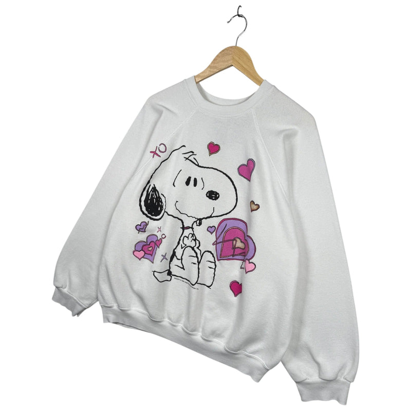 Vintage Snoopy Valentine Hearts Graphic Crewneck