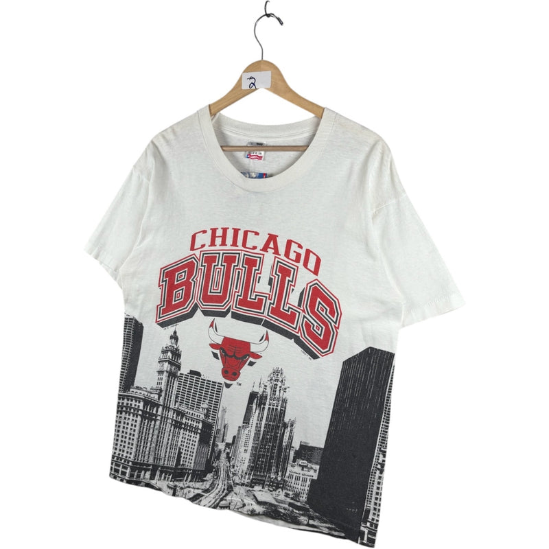 Vintage Chicago Bulls Graphic Print NBA T-Shirt