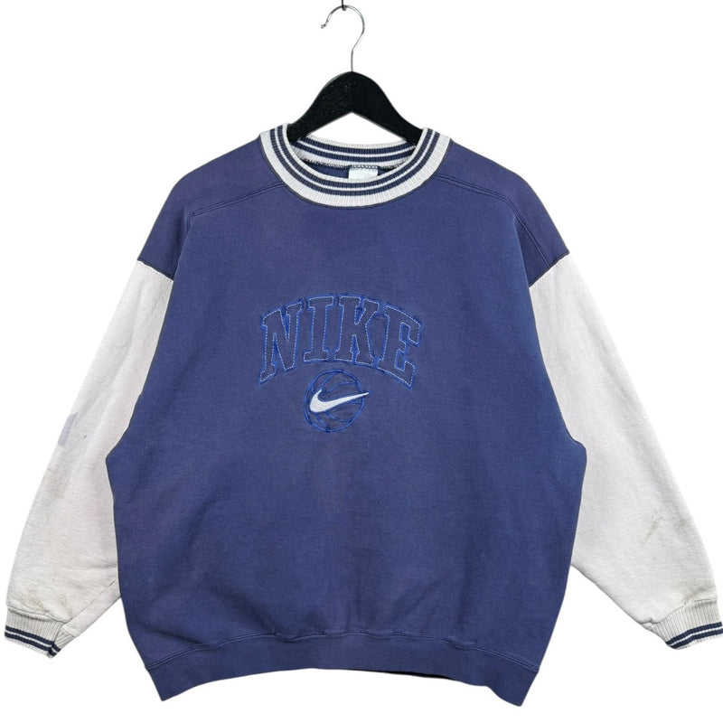 Vintage Nike Embroidered Logo Sweatshirt Crewneck