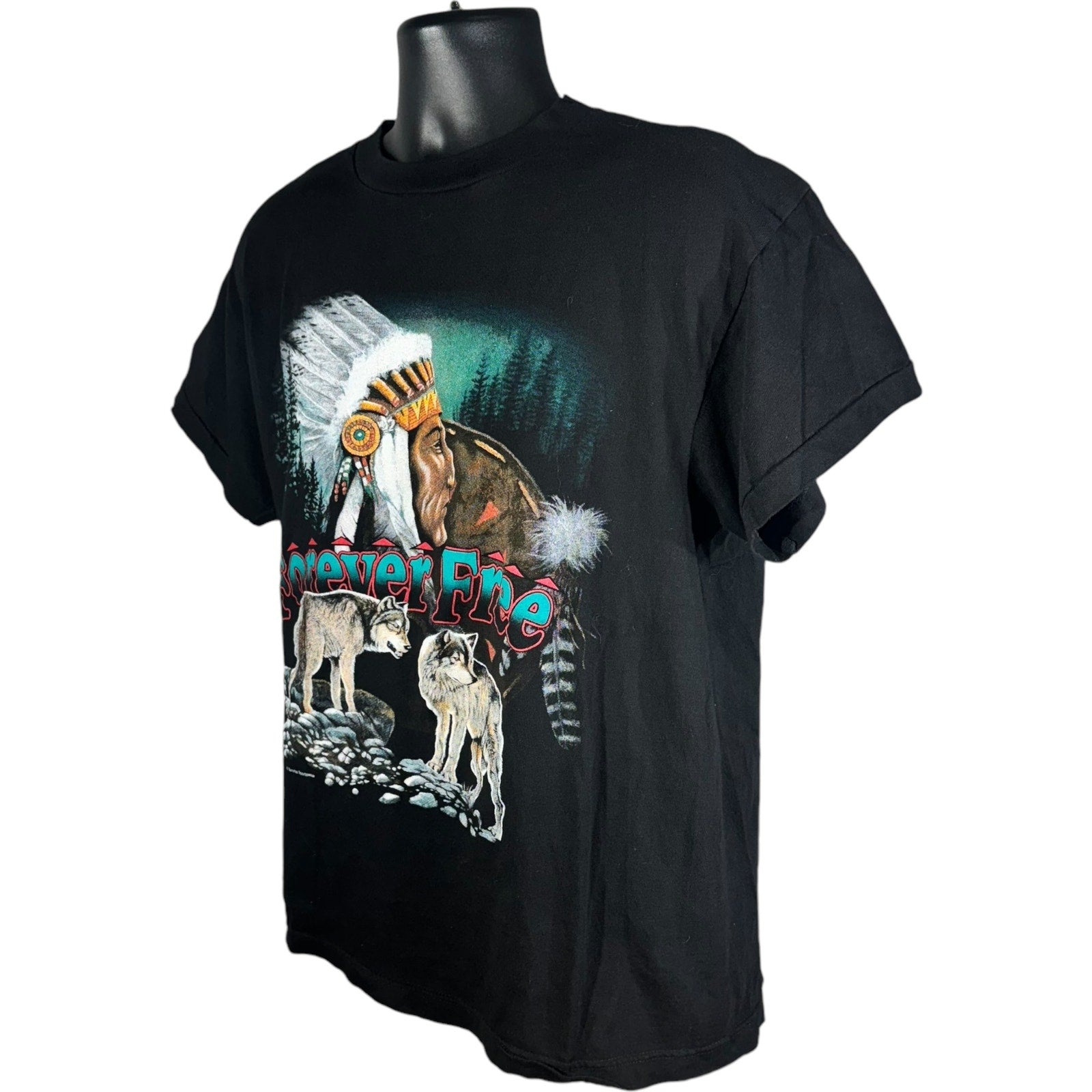 Vintage "Forever Free" Native American Wolves Nature Tee 90s