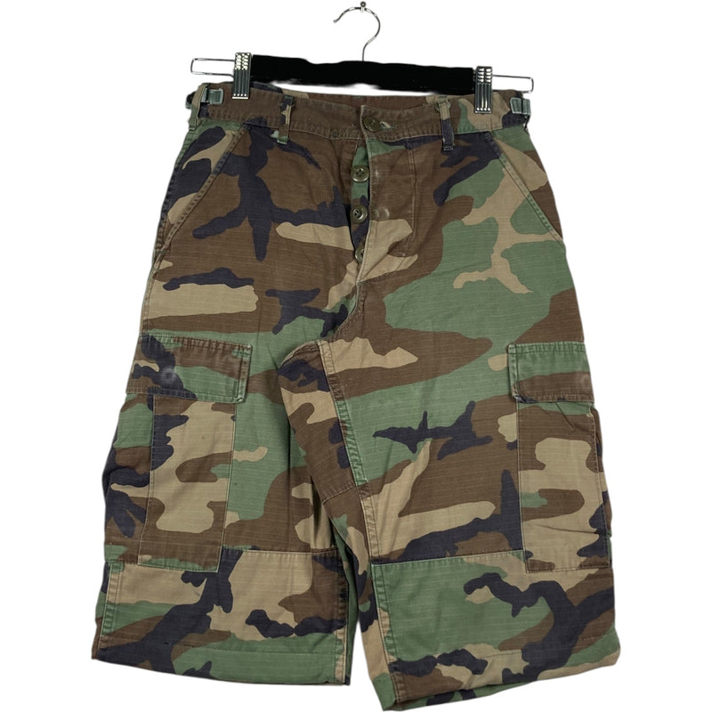 Vintage Women's Camo Cargo Shorts 26