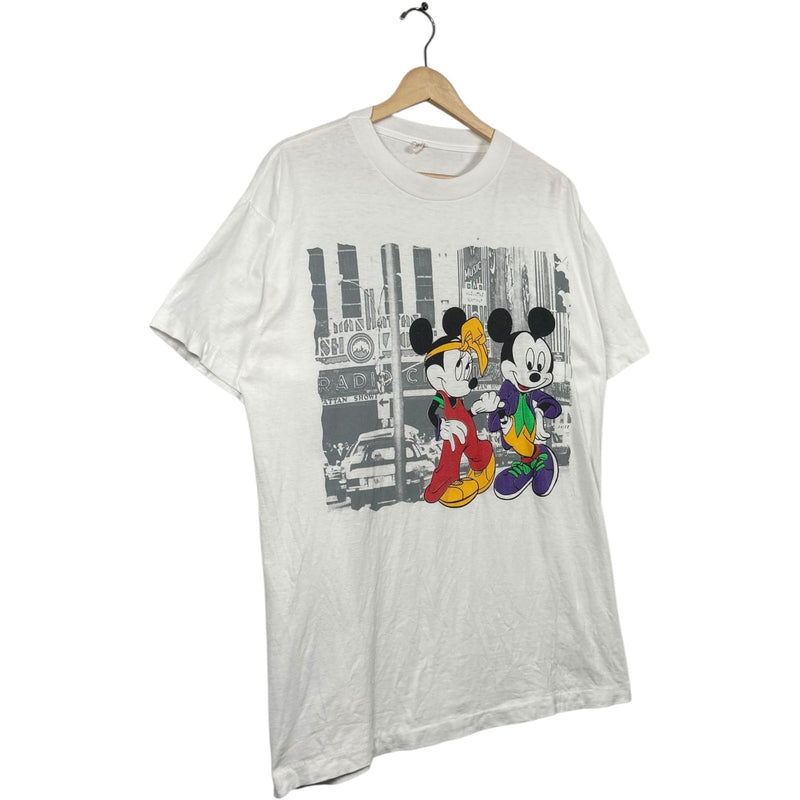 Vintage Minnie Mickey Mouse Graphic T-Shirt