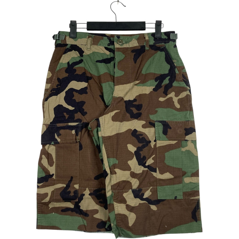 Vintage Camo Cargo Shorts 30