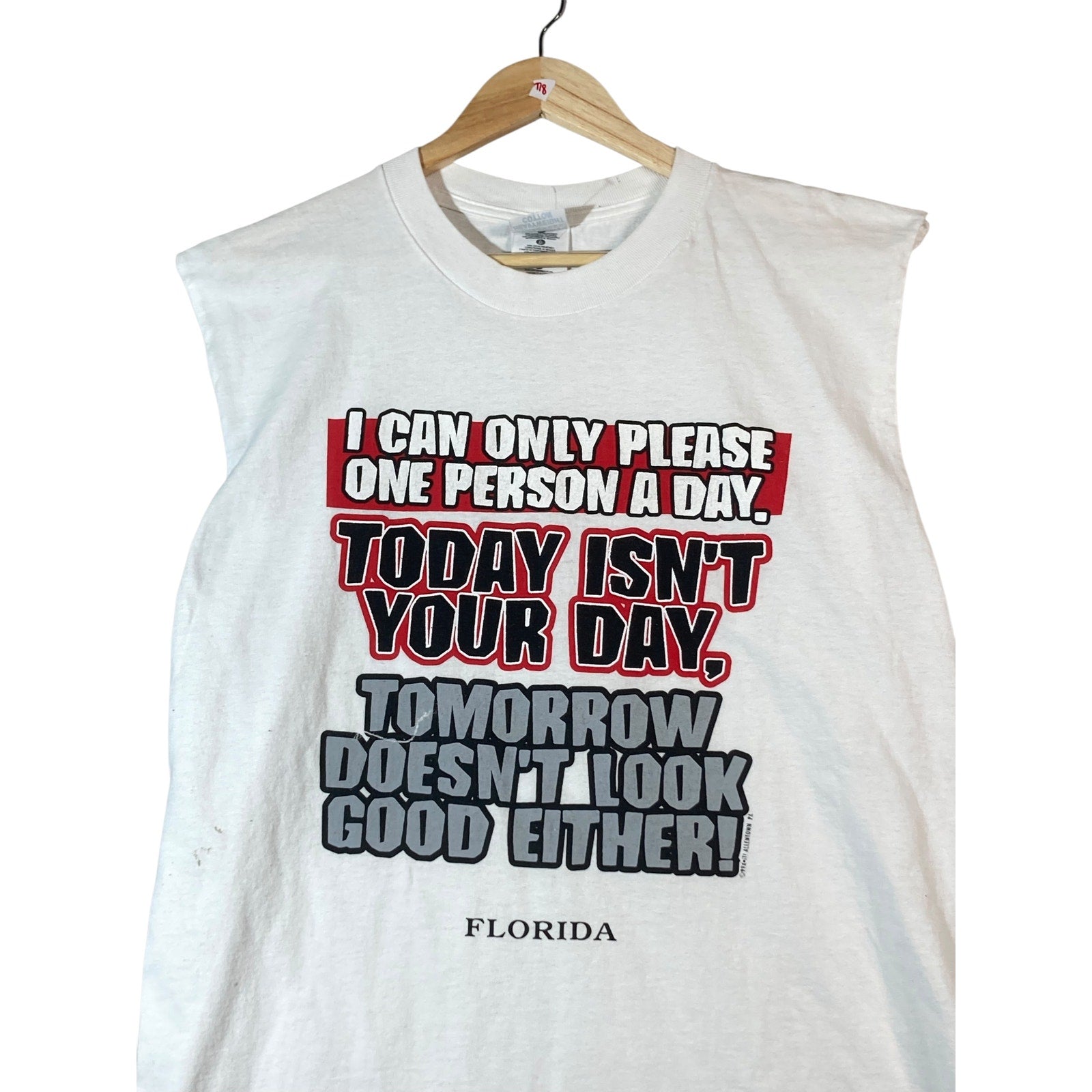 Vintage Gildan Graphic Print Muscle Sleeves Tank Top