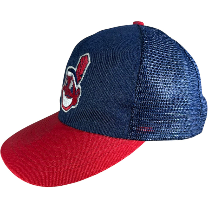 Vintage MLB Cleveland Indians Logo Trucker Snapback Hat