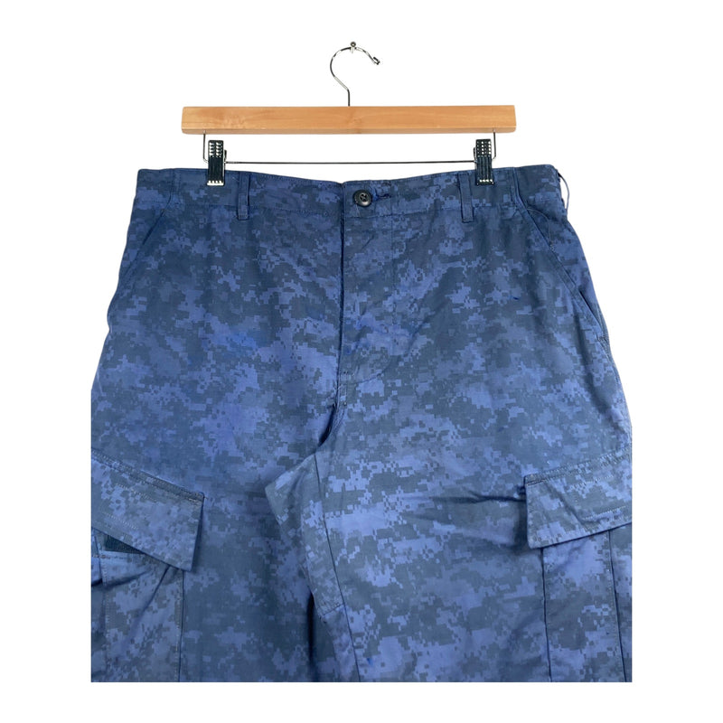 Vintage Camo Cargo Shorts 34