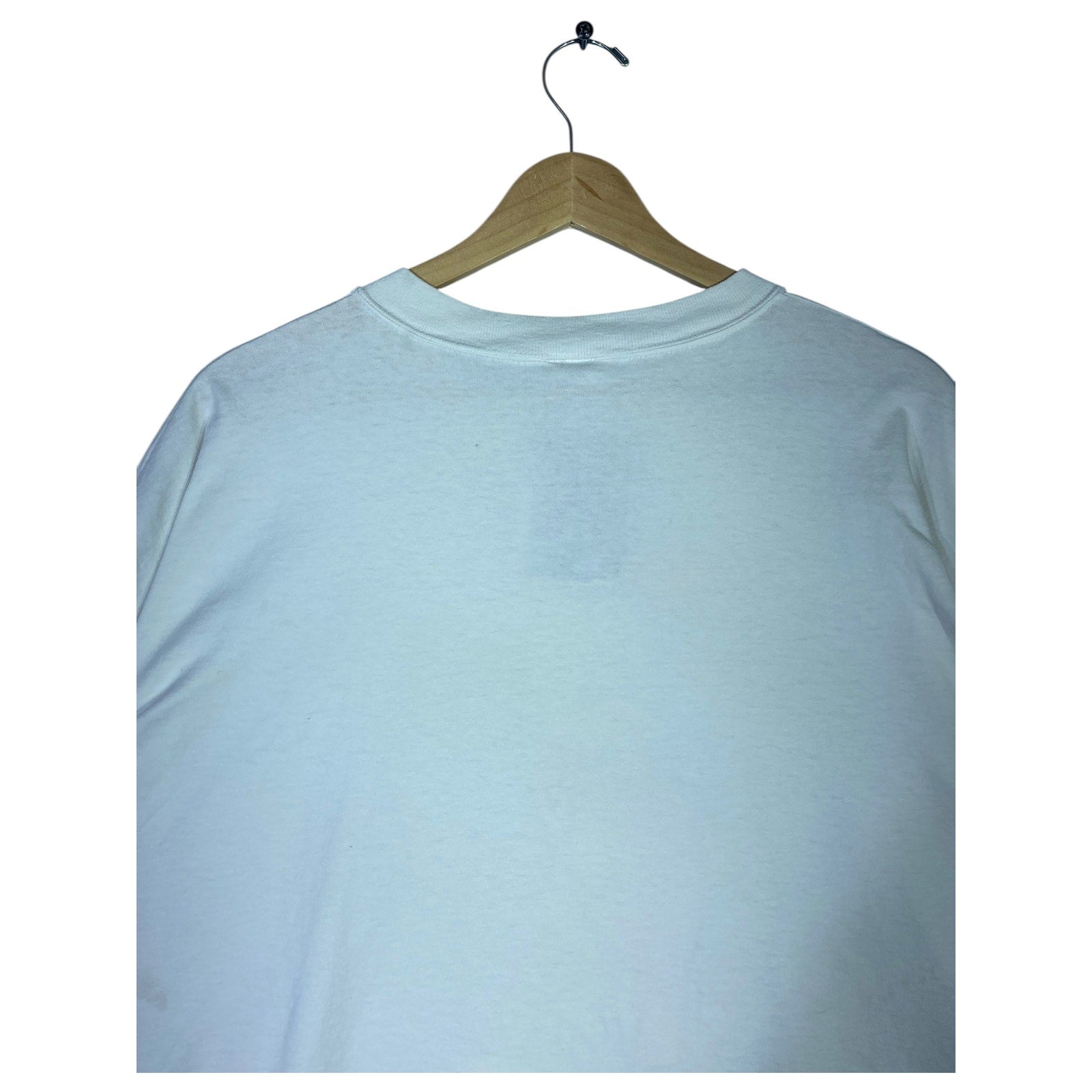 Vintage Looney Tunes Bugs Bunny Tweety Bird T-Shirt