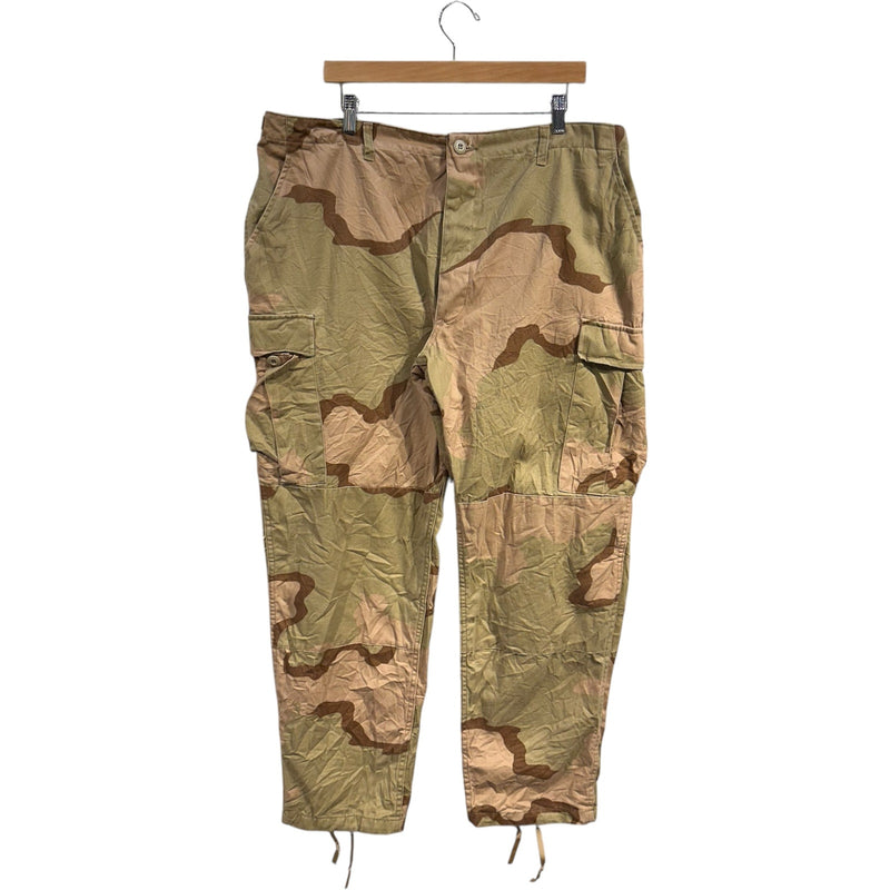 Vintage Sand Camo Cargo Pants 39x29