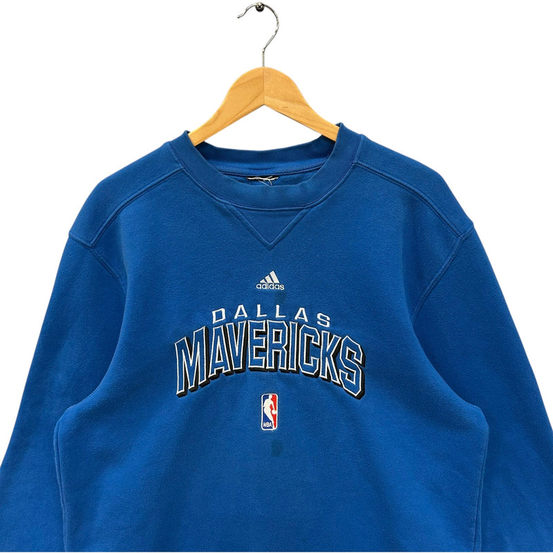 Vintage Adidas Dallas Mavericks Spellout NBA Crewneck 90s