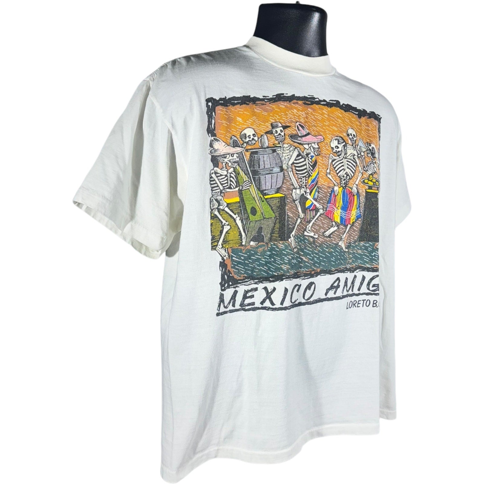 Vintage Mexico Amigo Skeleton  Art Tee