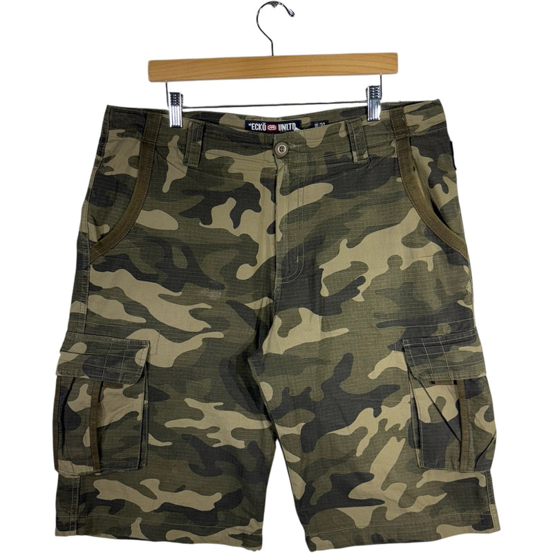 Vintage Y2K Ecko Unlimited Camo Cargo Shorts 34x12
