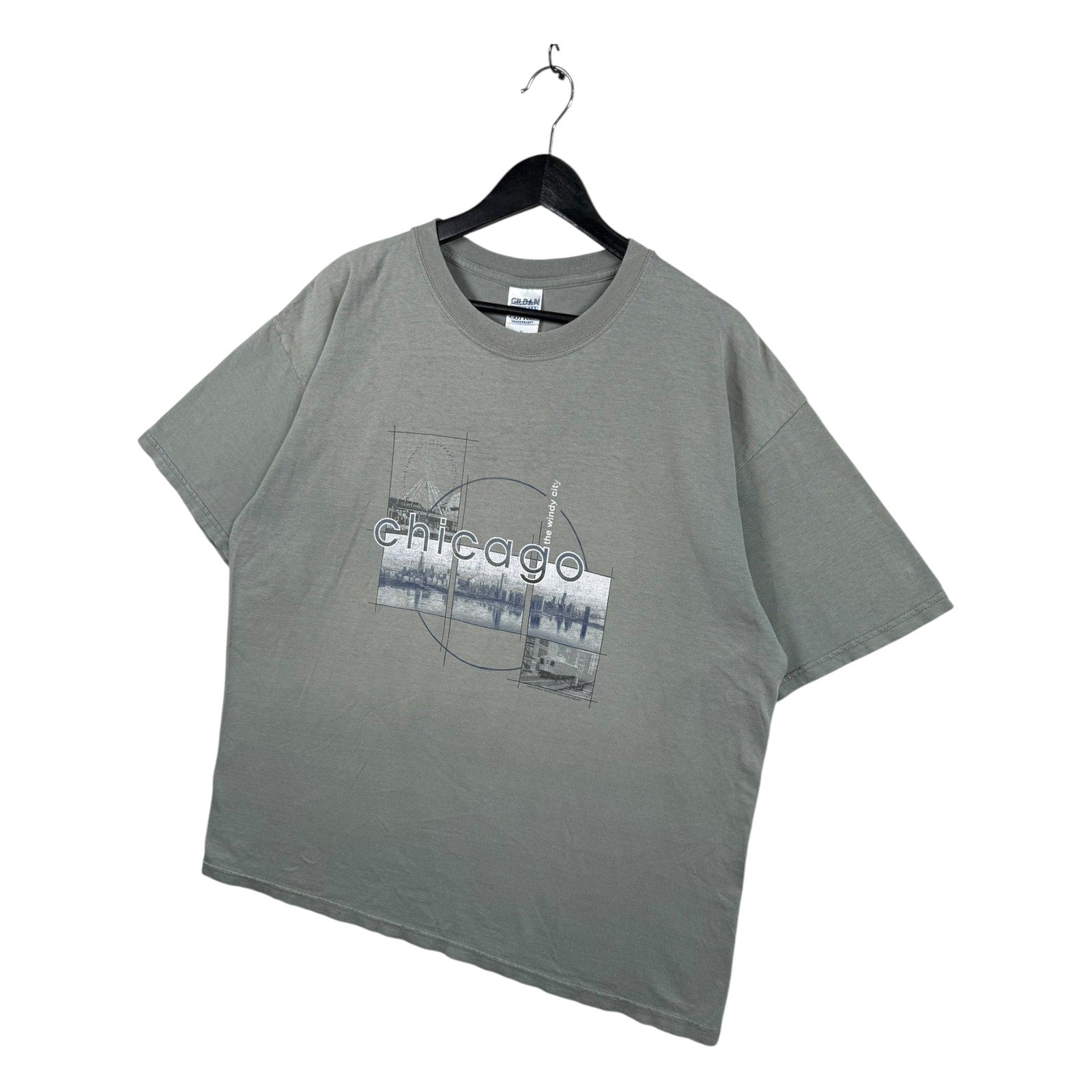 Vintage Gildan Chicago Graphic Short Sleeve T-Shirt