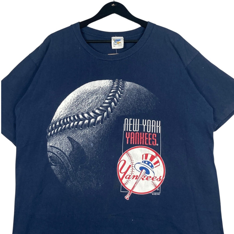 Vintage New York Yankees Baseball Graphic MLB T-Shirt 90s