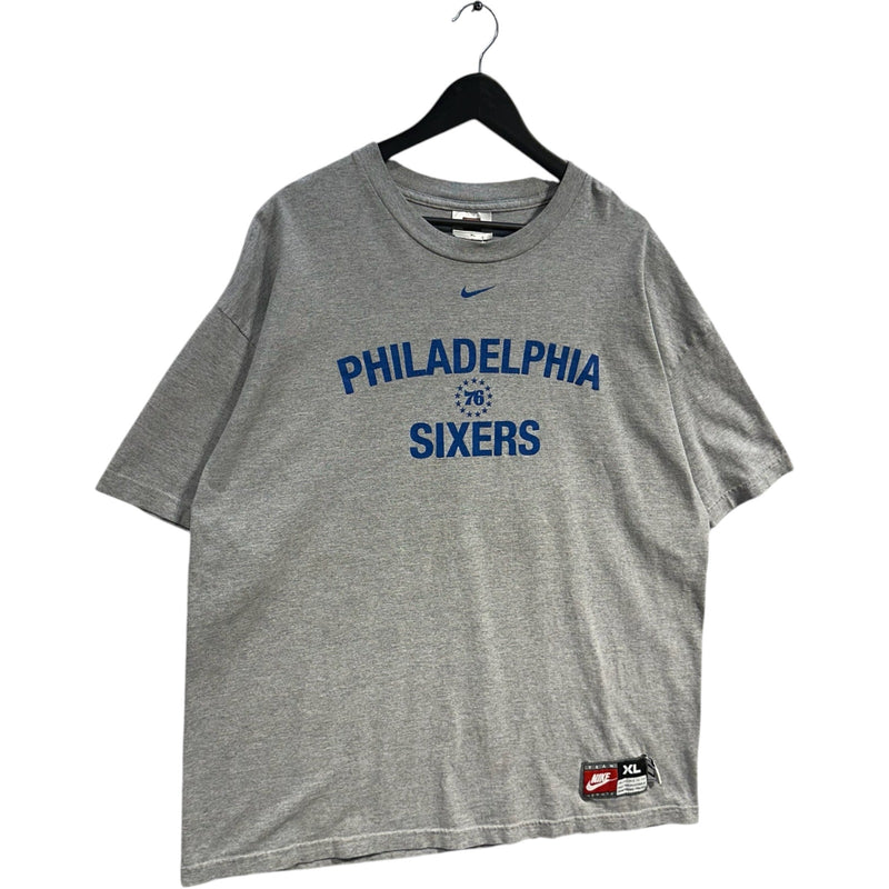 Vintage Nike Philadelphia Sixers Logo Tee