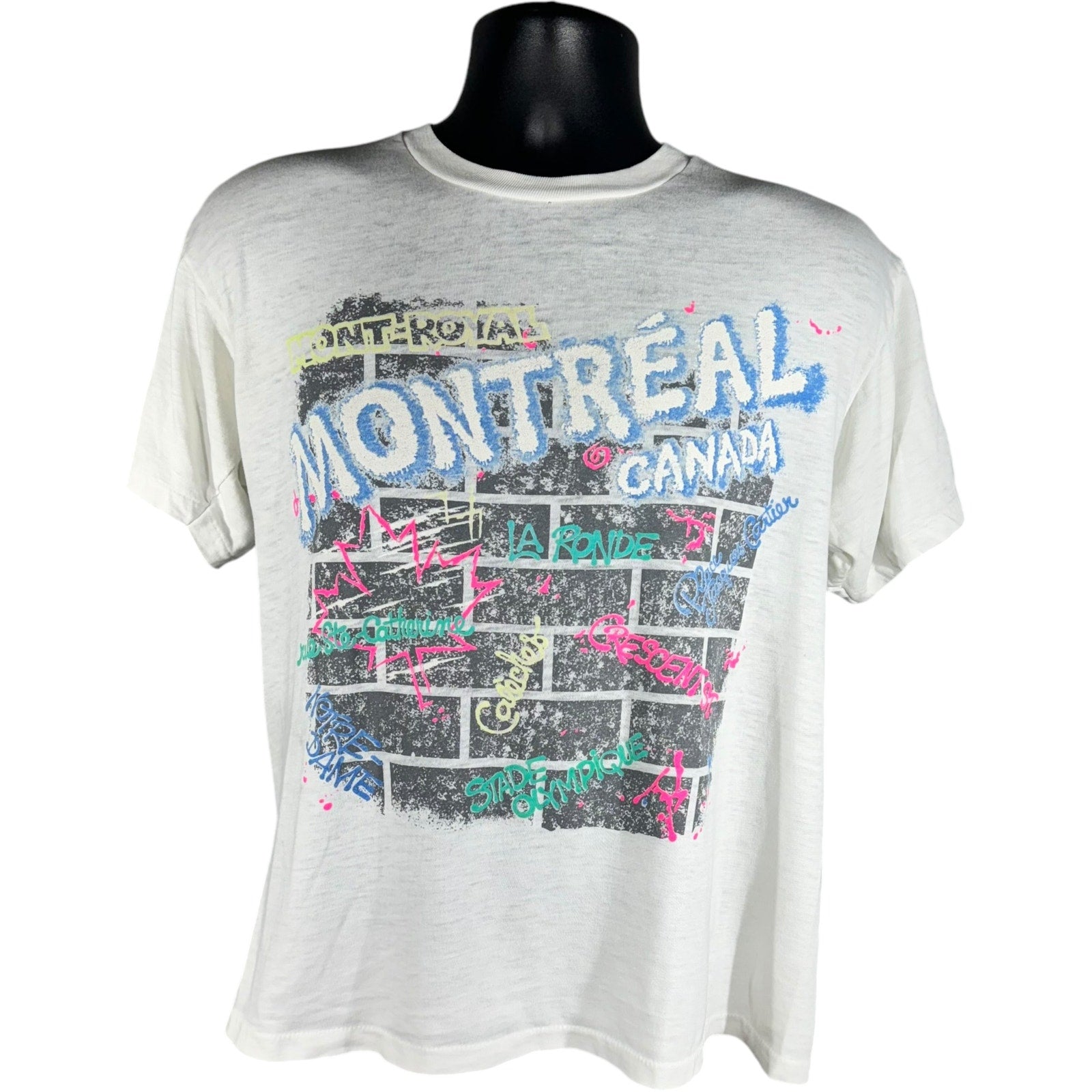 Vintage Montreal Canada Souvenir Tee