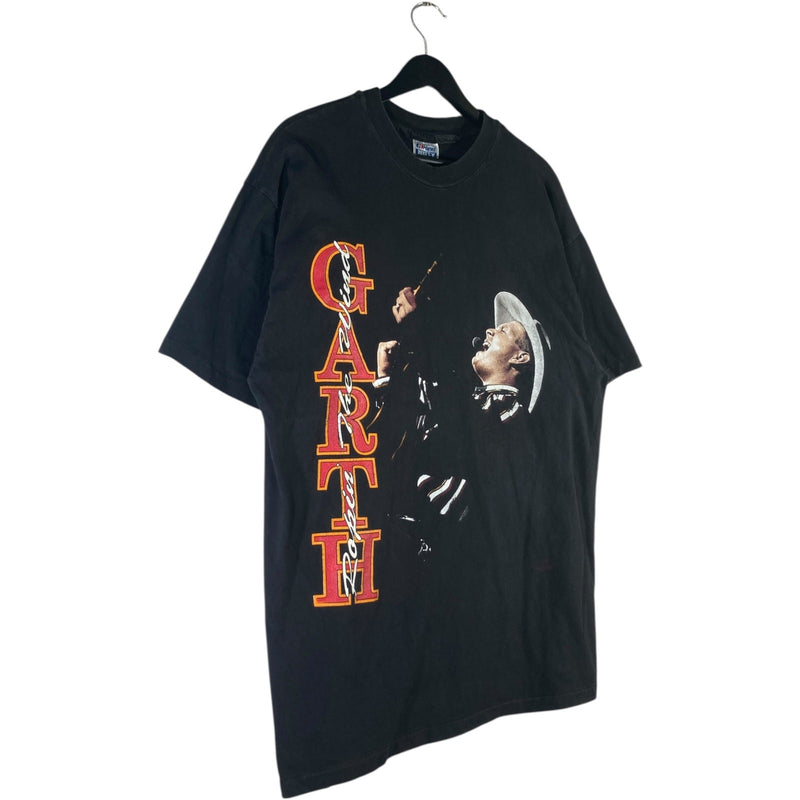 Vintage Garth Brooks Ropin the Wind Short Sleeve T-Shirt