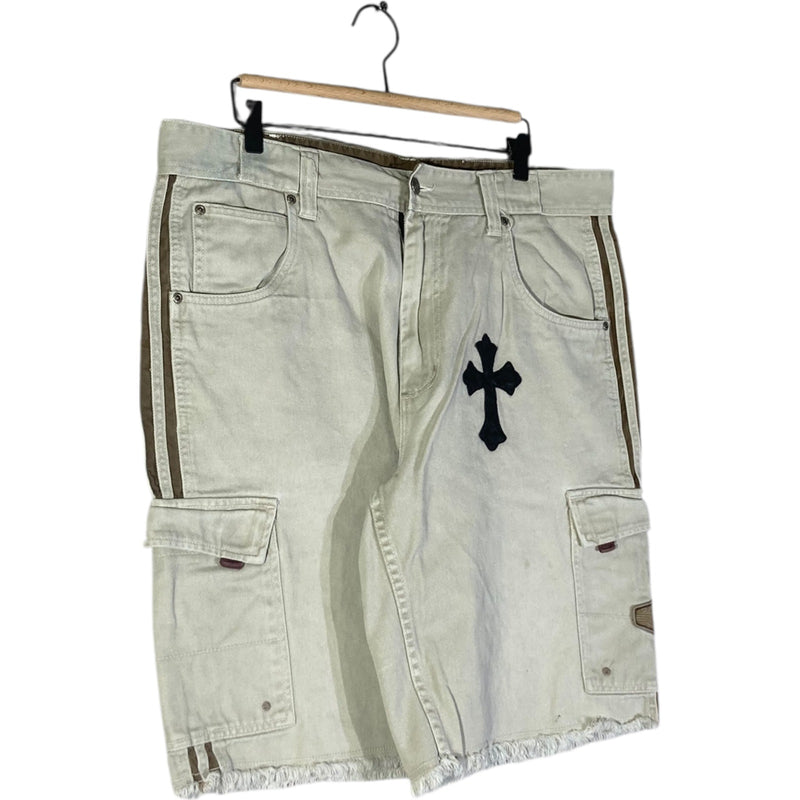 Vintage No Boundaries Cross Raw Hem Cargo Shorts 40