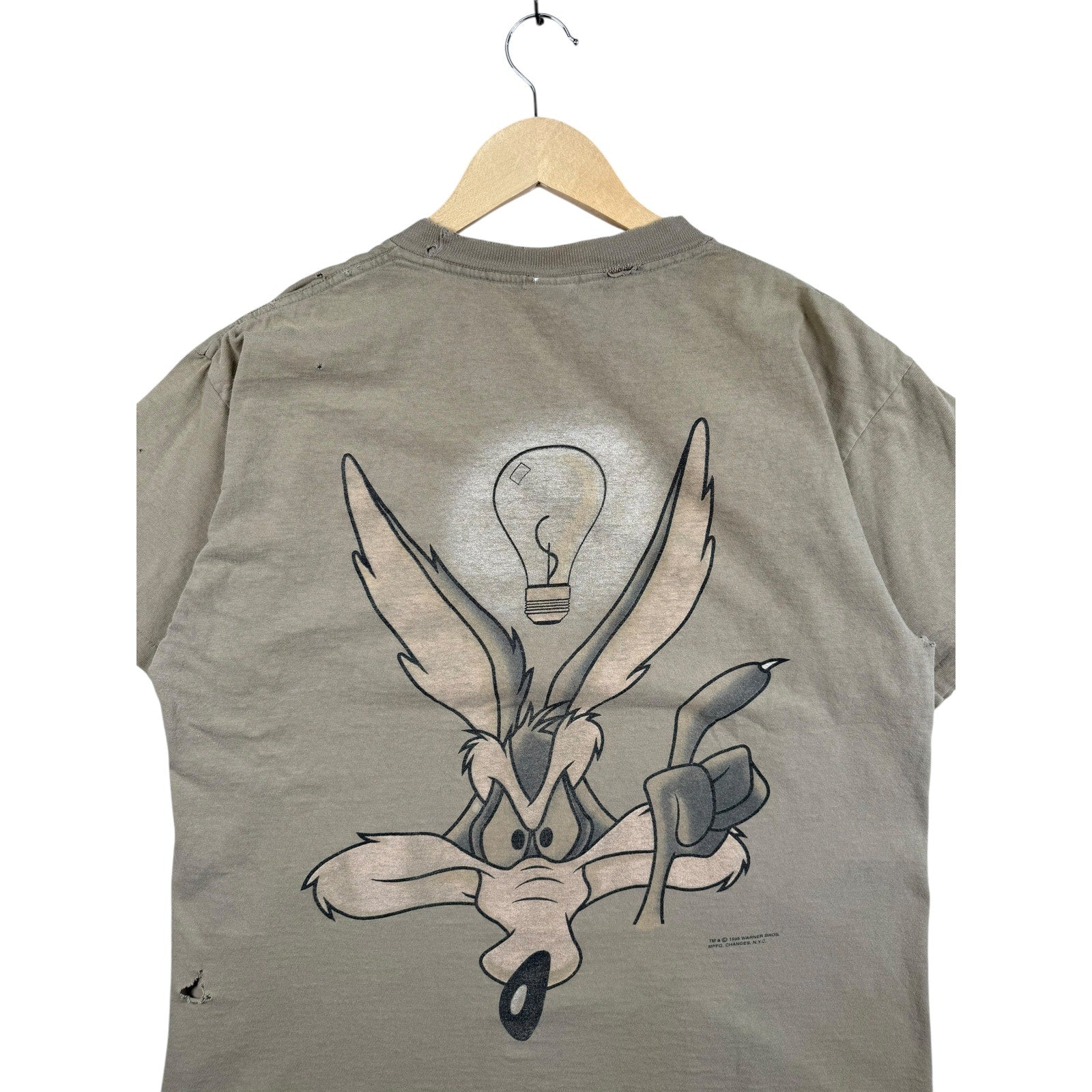 Vintage Wile E. Coyote Distressed T-Shirt 1995