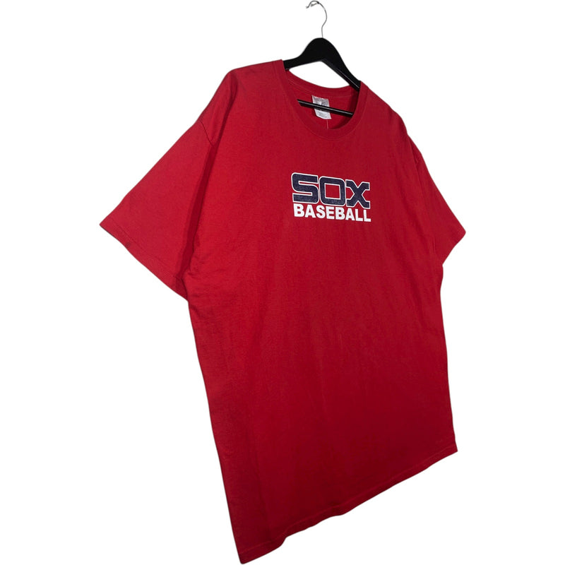 Vintage Sox Baseball MLB Team Logo T-Shirt