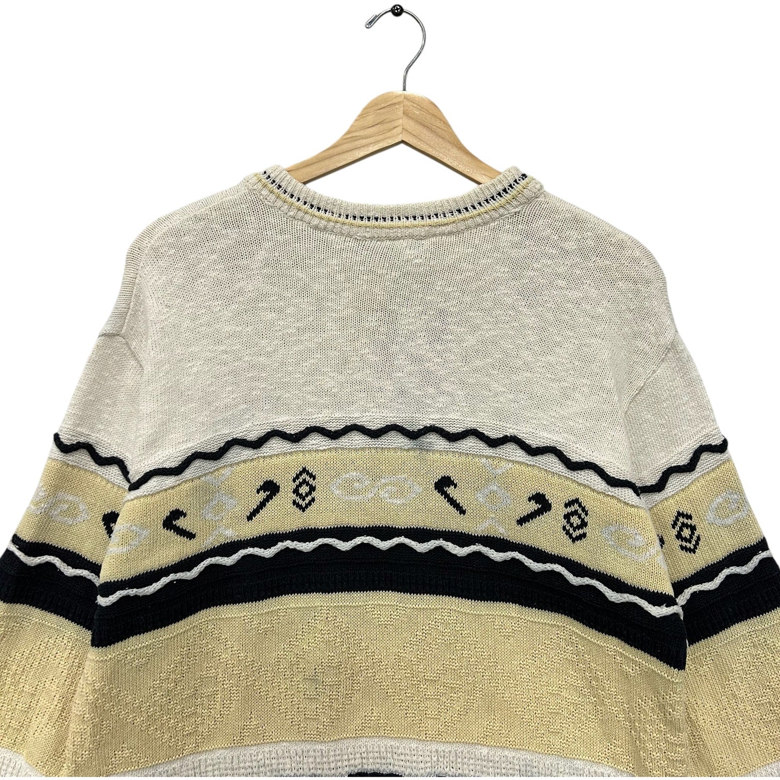 Vintage 3D Textured Patterned Knit Pullover Sweater