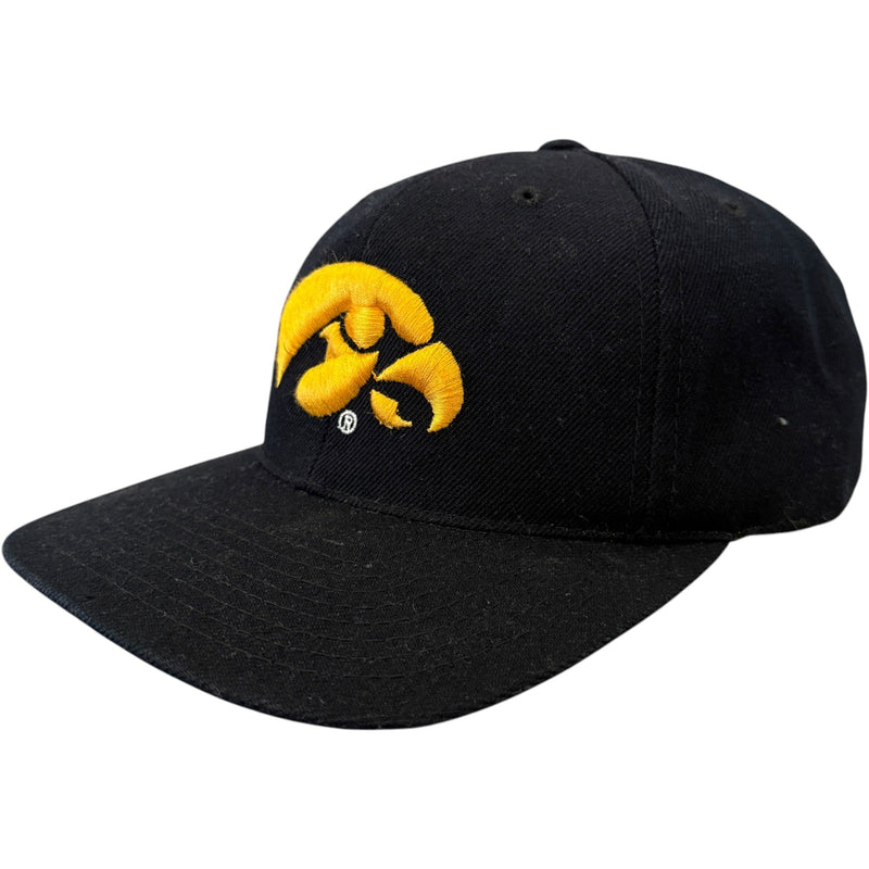 Vintage Iowa Hawkeyes 3D Embroidered Snapback Hat