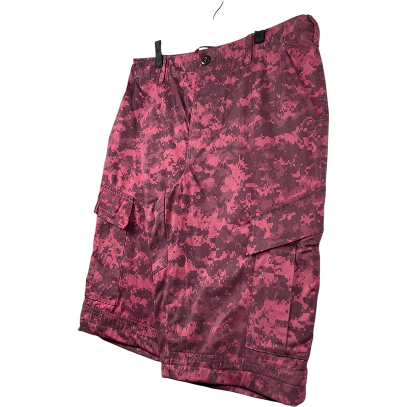 Vintage Camo Cargo Shorts 33