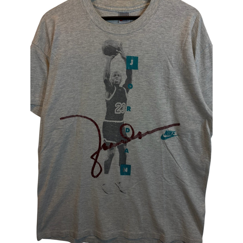 Vintage Nike Michael Jordan #23 Chicago Bulls NBA T-Shirt