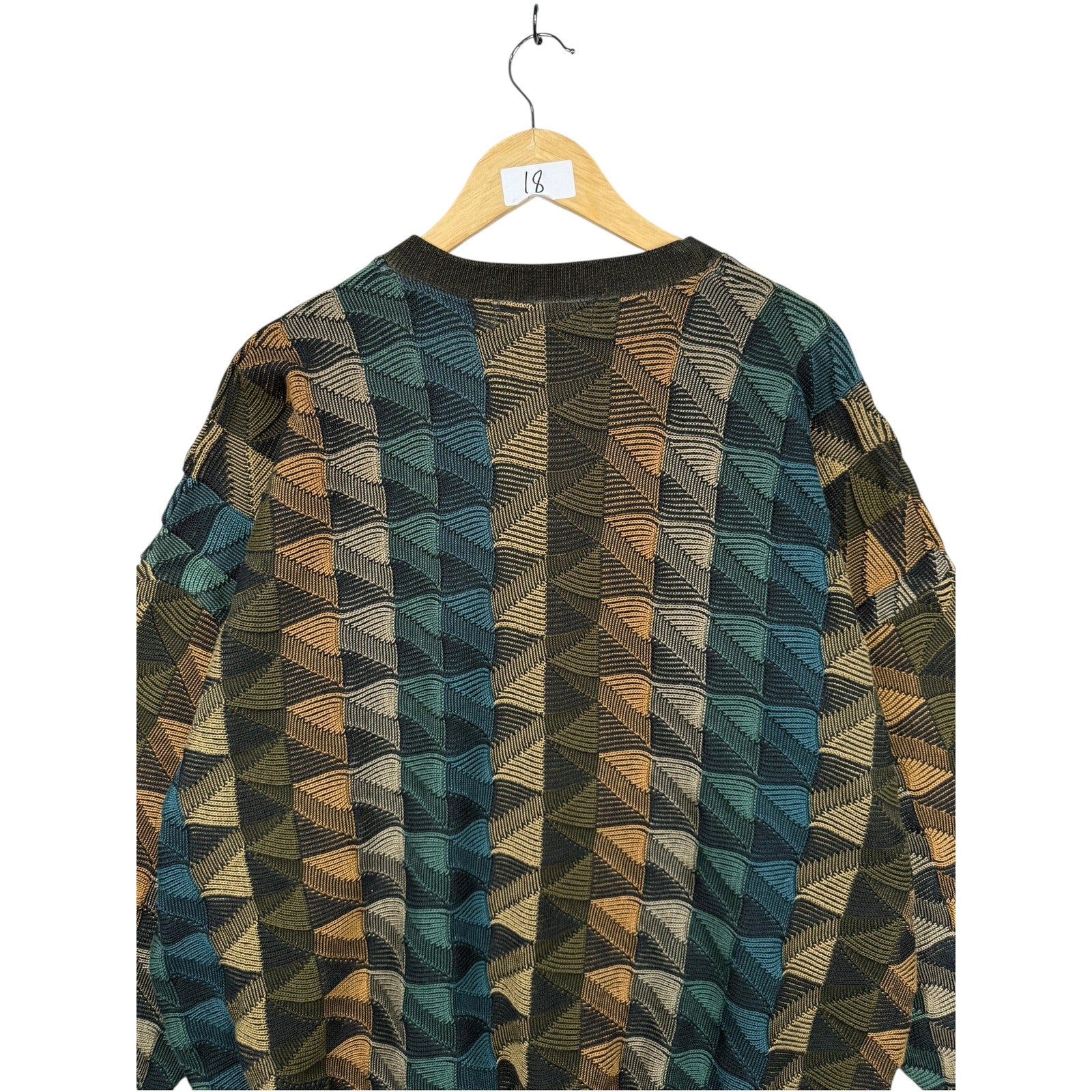 Vintage Tundra AOP Triangle Pattern Pullover Knit Sweater
