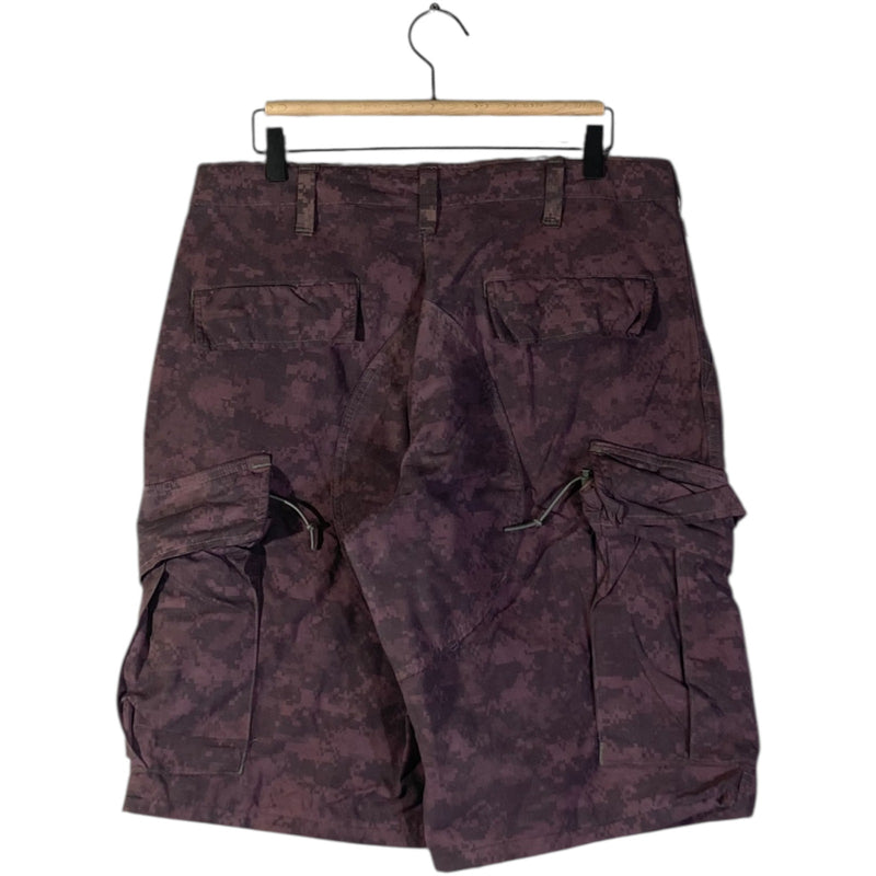 Vintage Camouflage Cargo Pockets Shorts 34x12