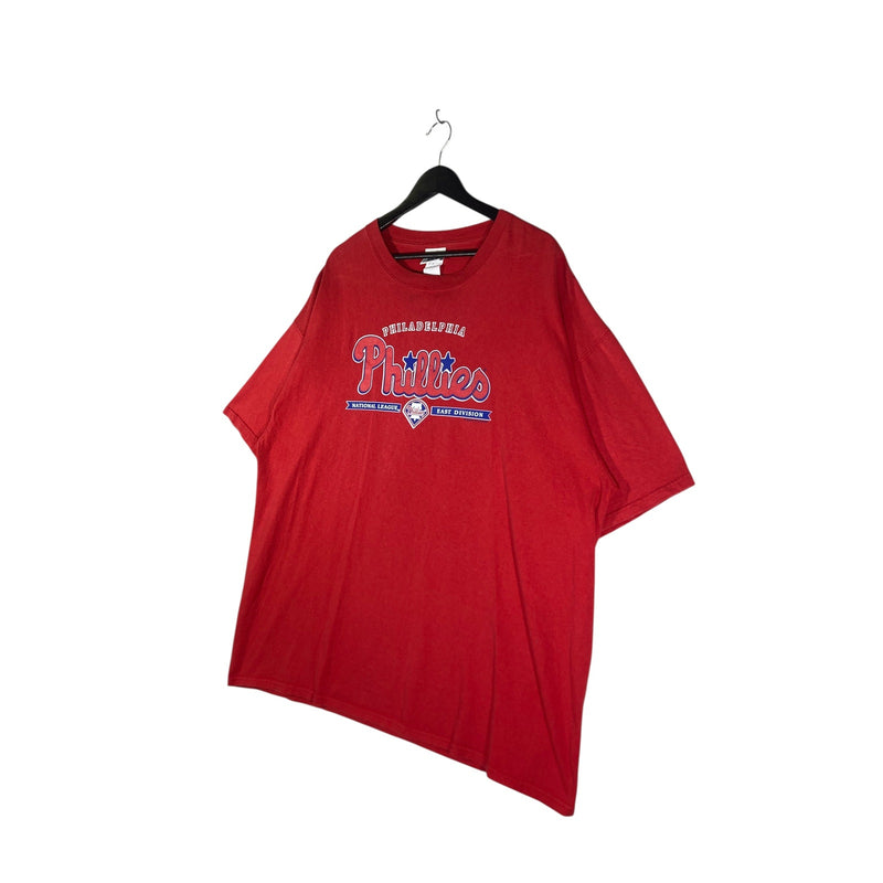 Vintage Philadelphia Phillies Chest Spellout MLB T-Shirt