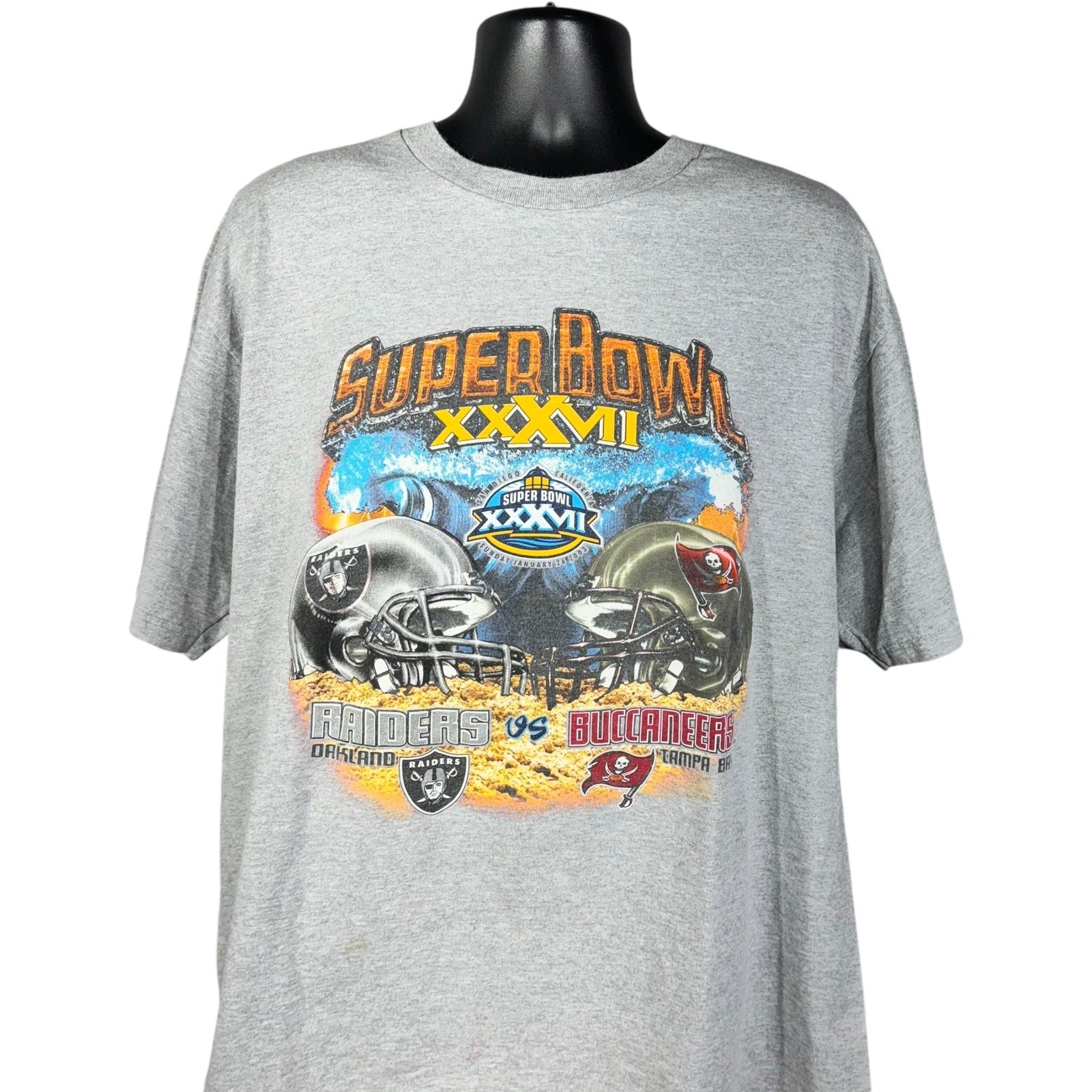 Vintage Raiders Vs. Buccaneers Super Bowl XXXVII Tee