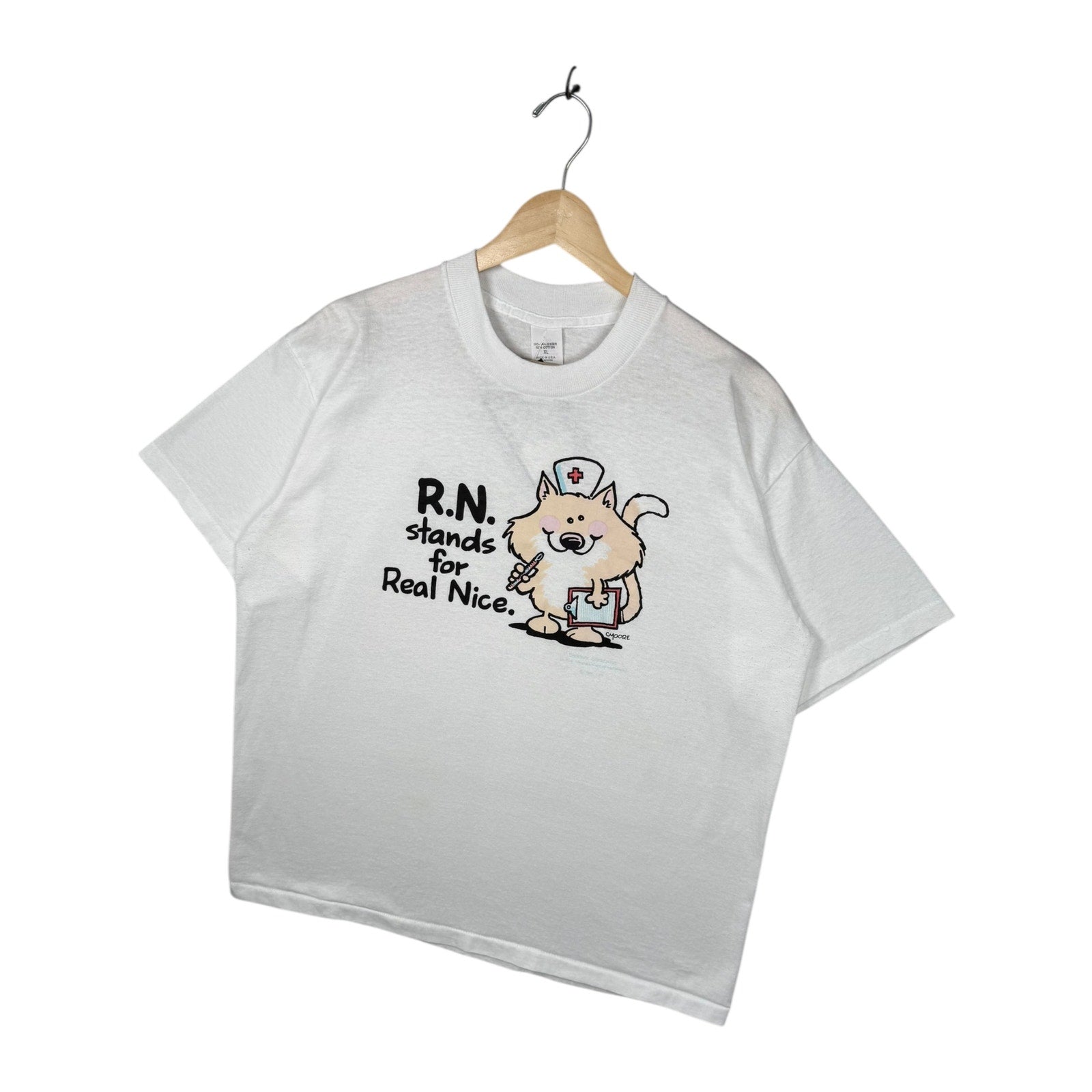 Vintage RN Nurse “Real Nice” Cute Cat T-Shirt