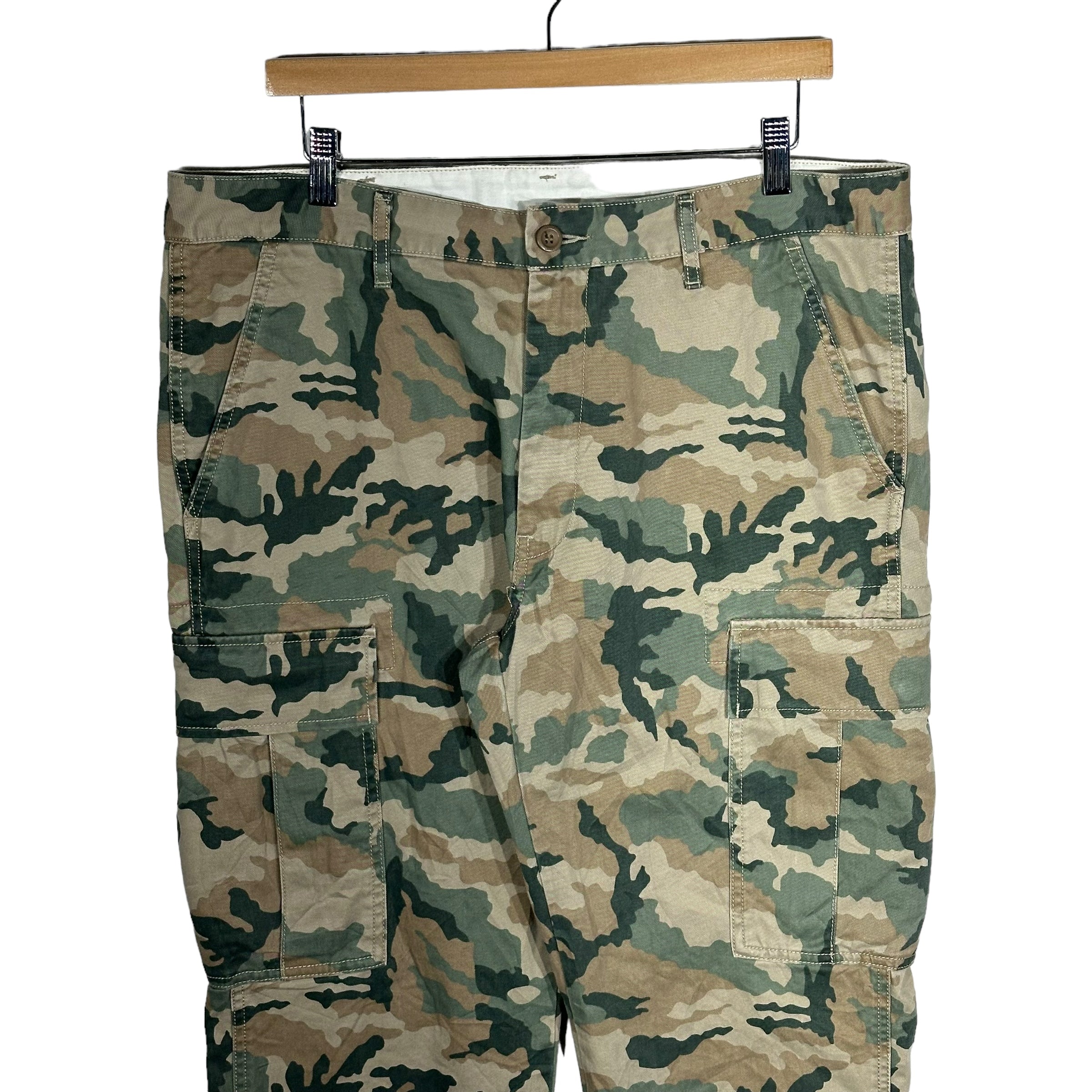 MEGA shops SALE 30% Vintage Levis Camo Trousers Shorts Pants