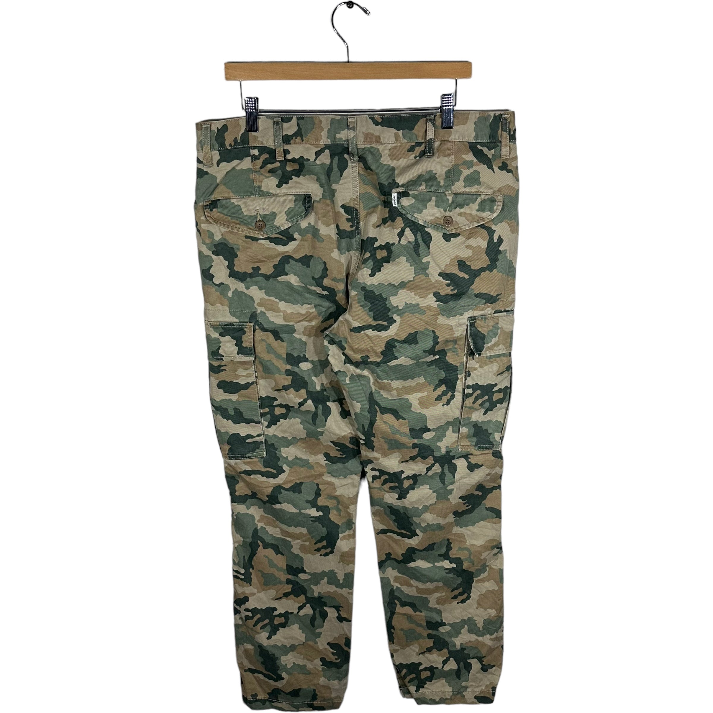 Vintage Levis Camo Cargo Pants