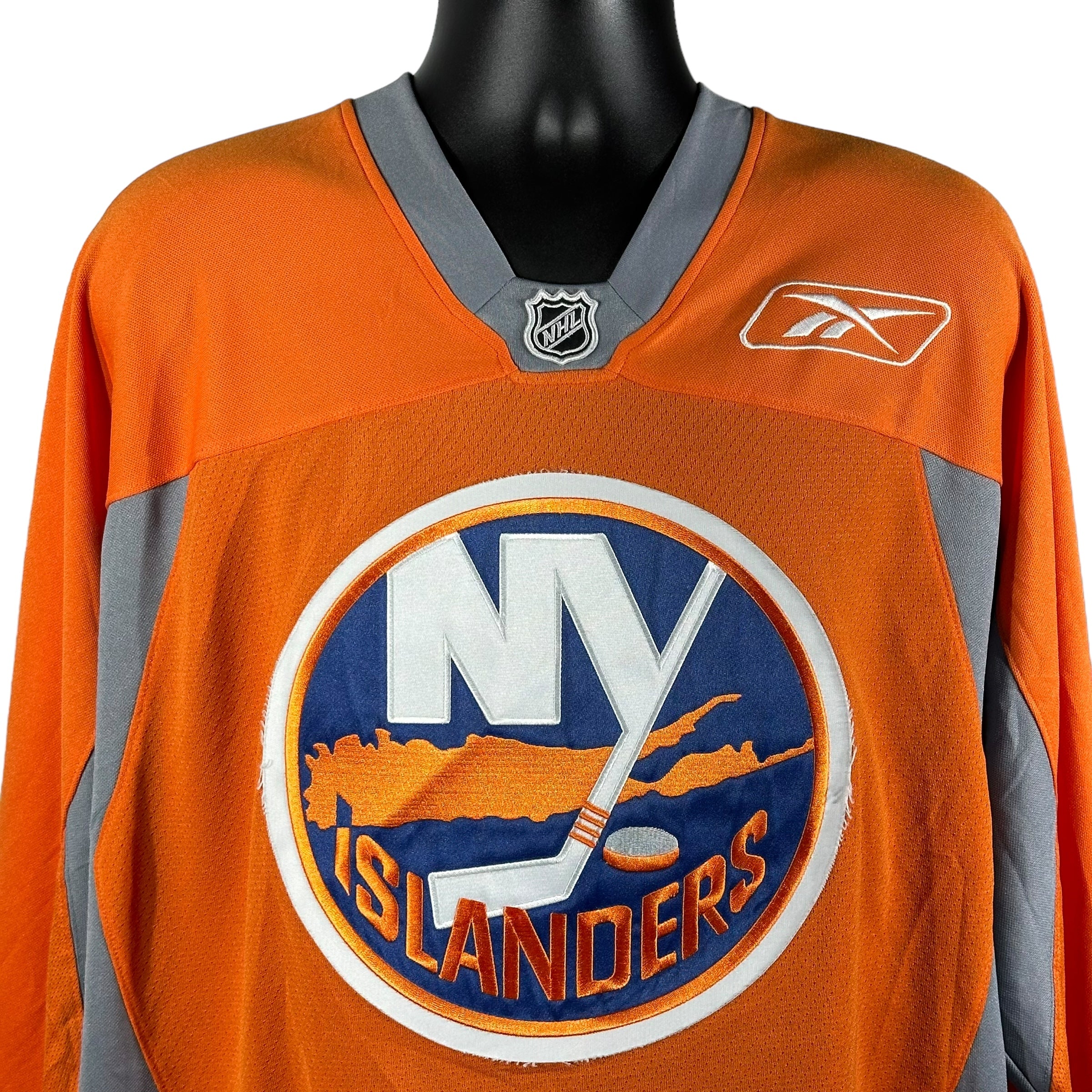 Vintage Reebok New York Islanders Tavares #91 Long Sleeve Jersey