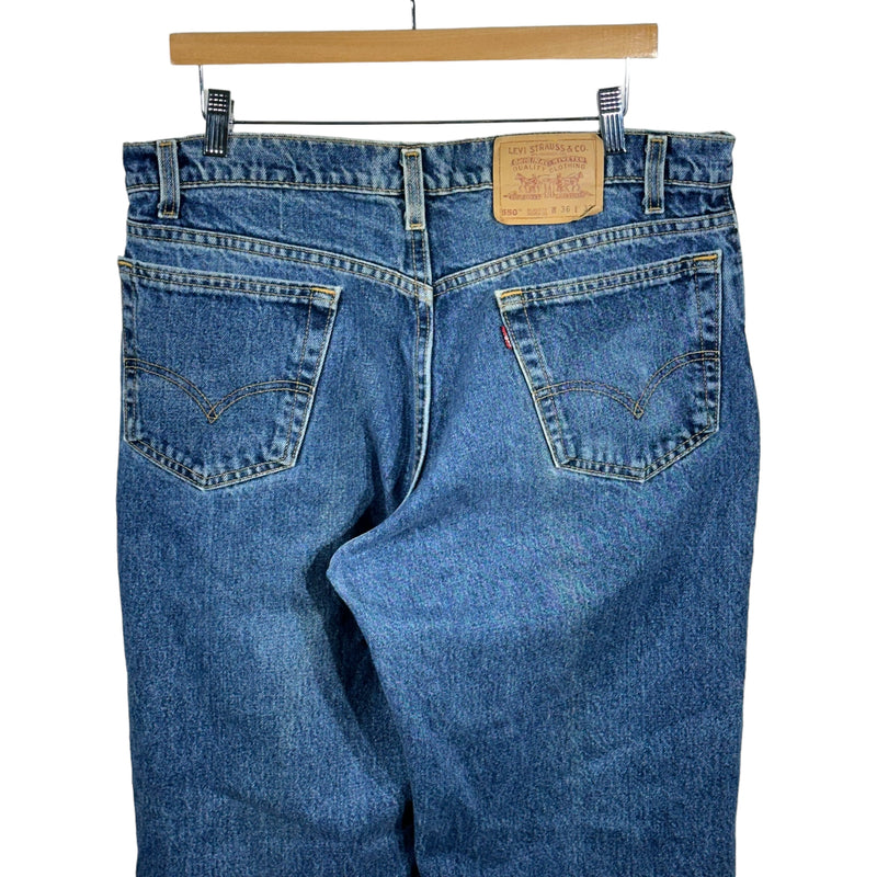 Vintage Levis 550 Denim Jeans