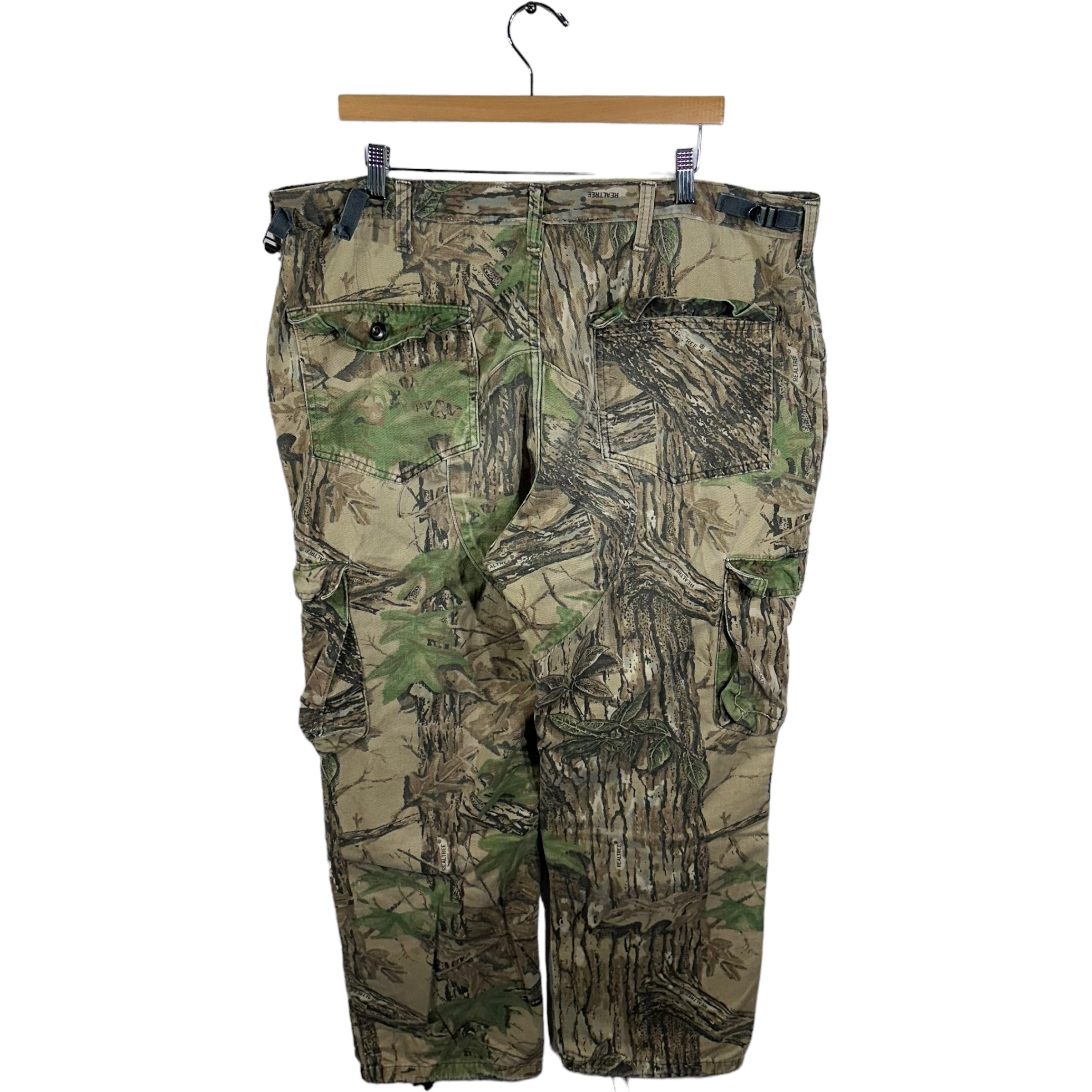 Vinatge Walls Camo Cargo Pants