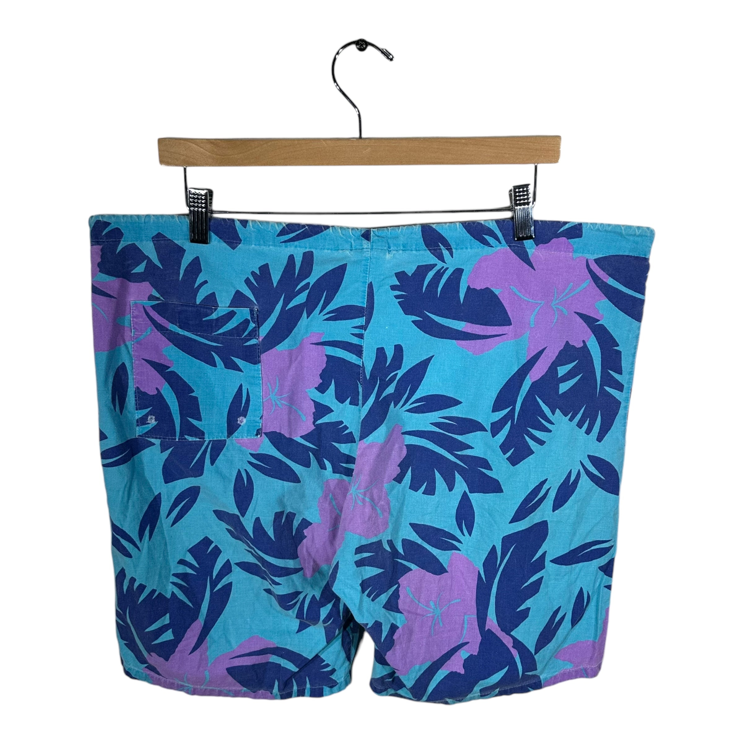 Vintage Head Hawaiian Pattern Shorts