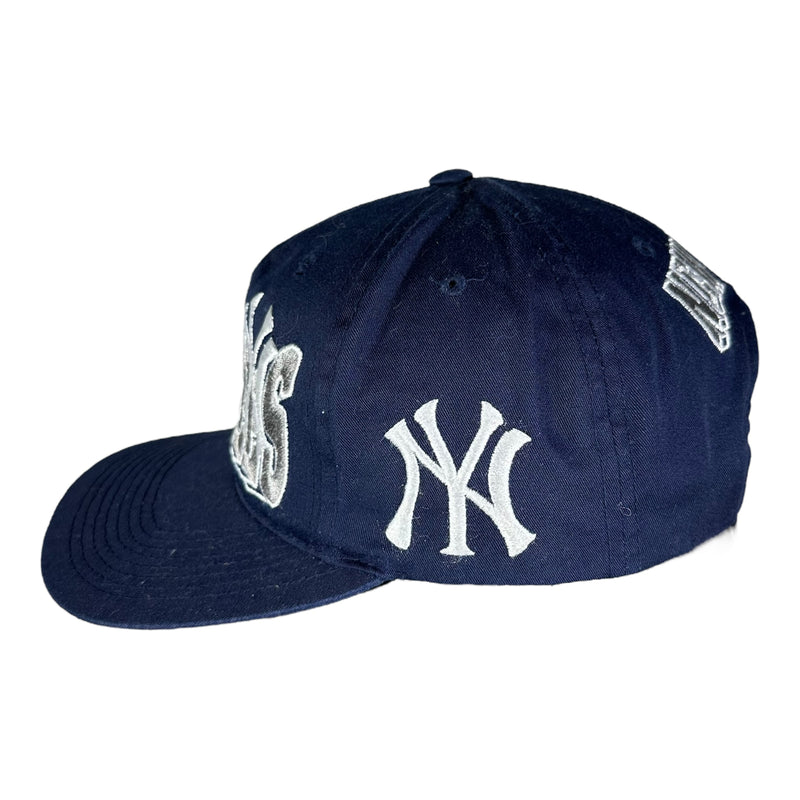 Vintage MLB New York Yankees Snapback Hat