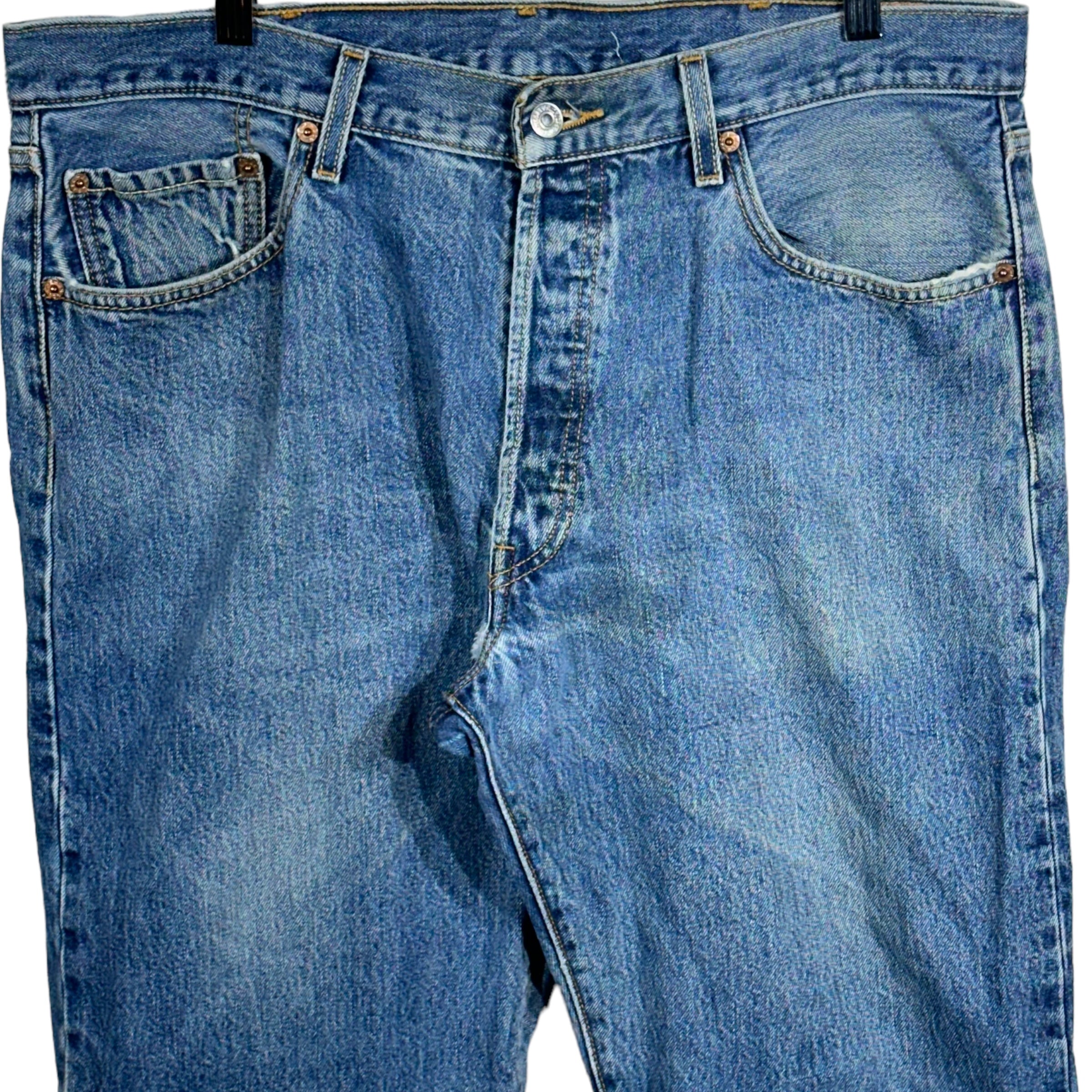 Vintage fashion Mens Levi’s 501 Button Fly Jeans