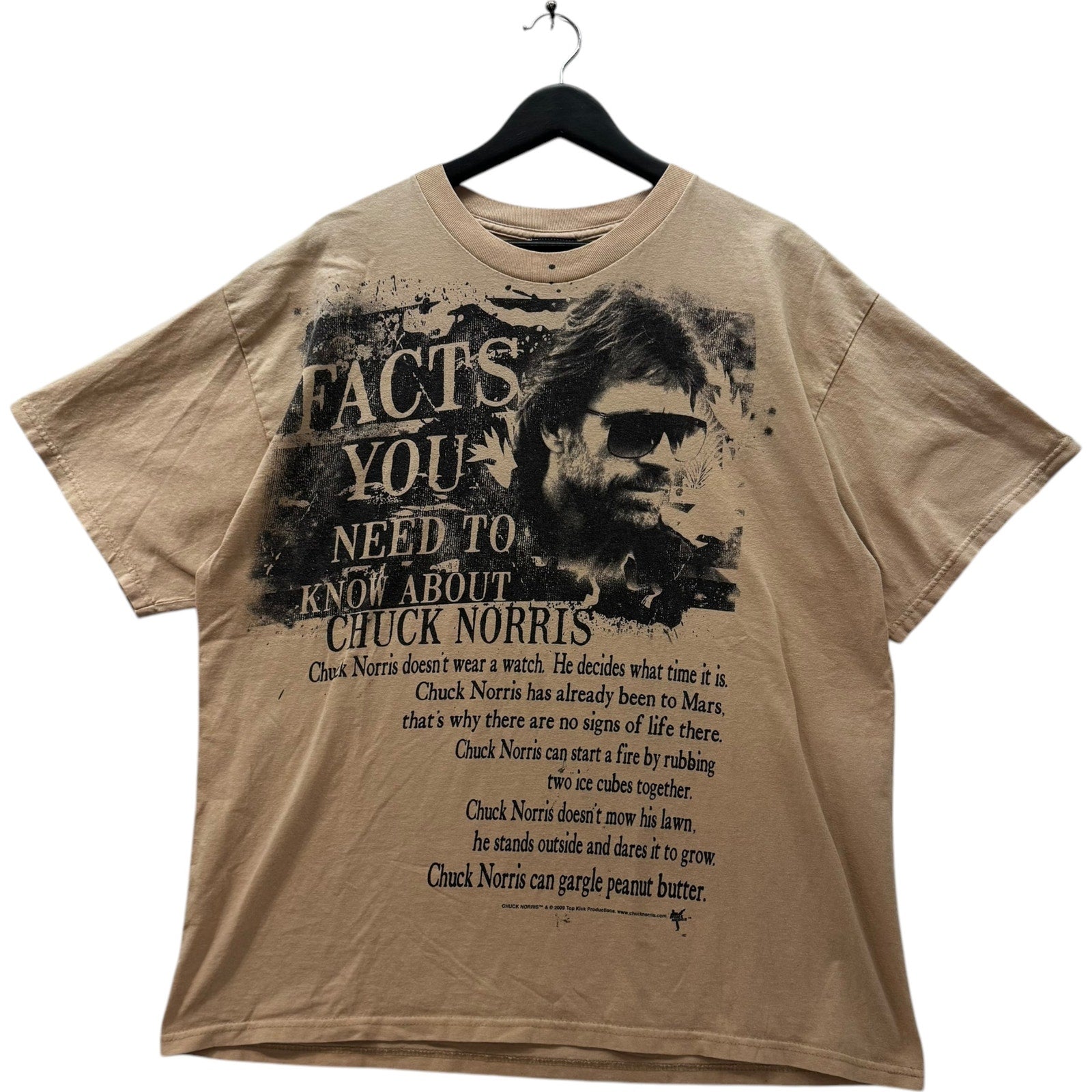 Vintage"Facts You Need To Know About Chuck Norris"Tee